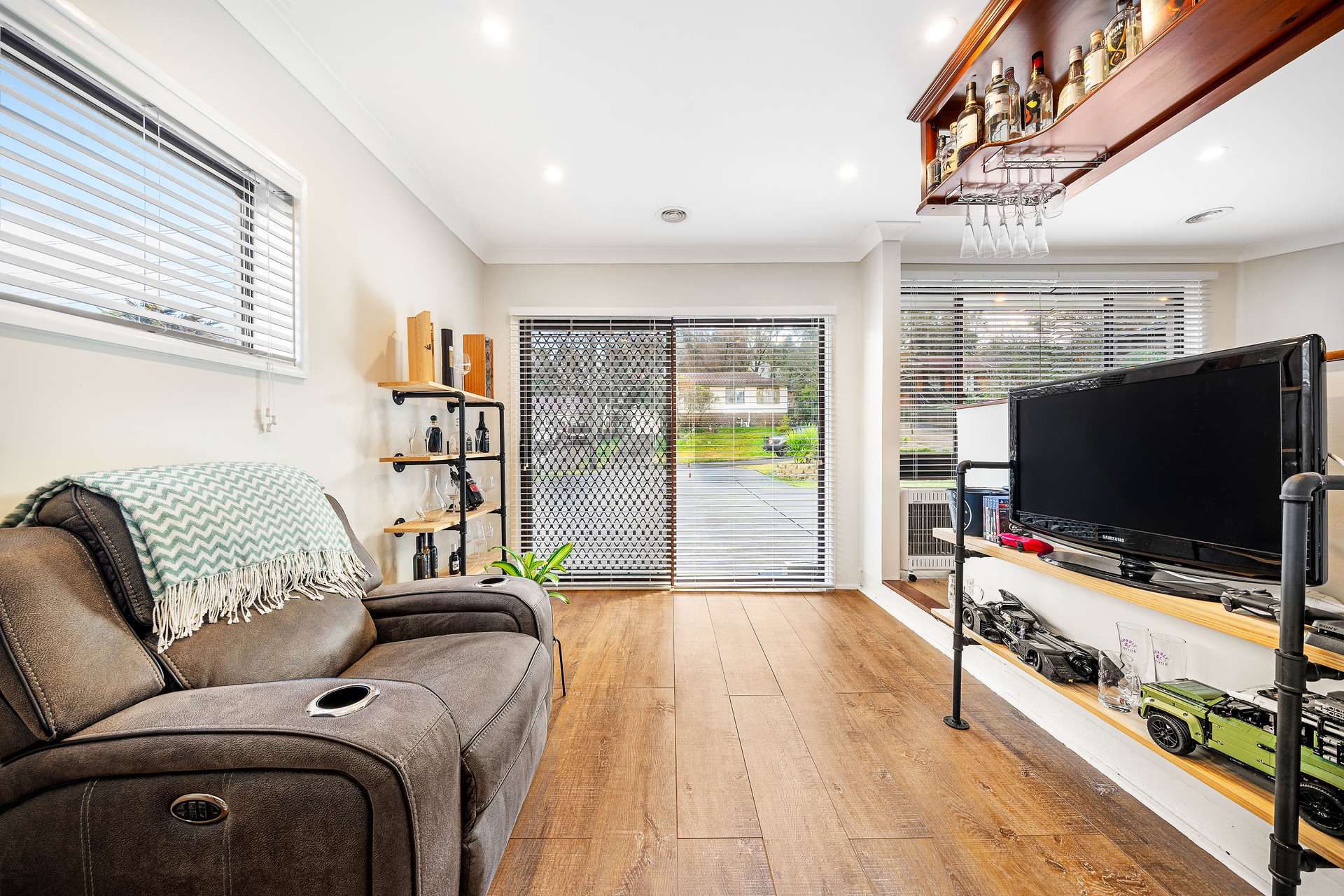 37 Hill Street, Wentworth Falls, NSW 2782 AUS