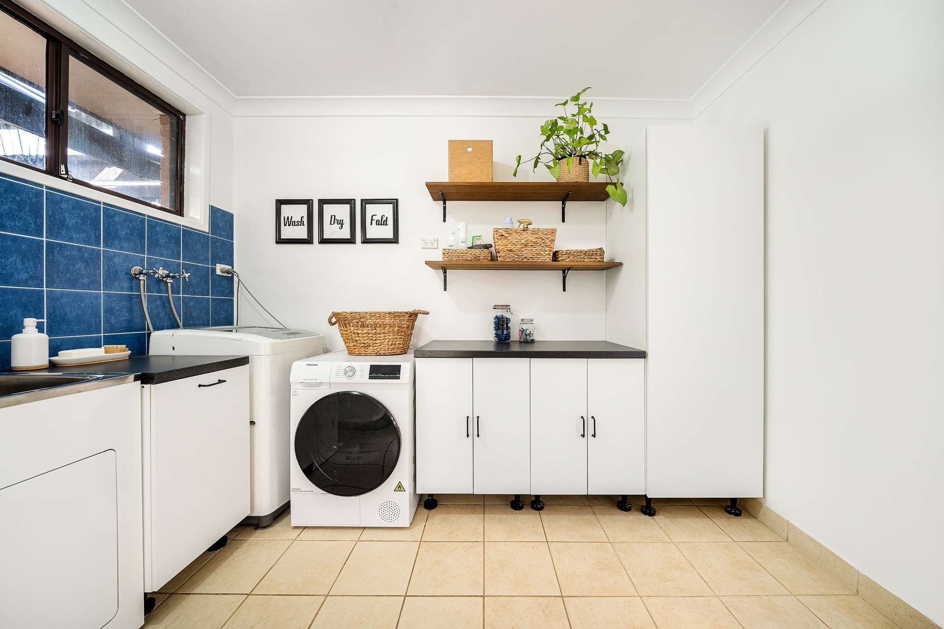 37 Hill Street, Wentworth Falls, NSW 2782 AUS