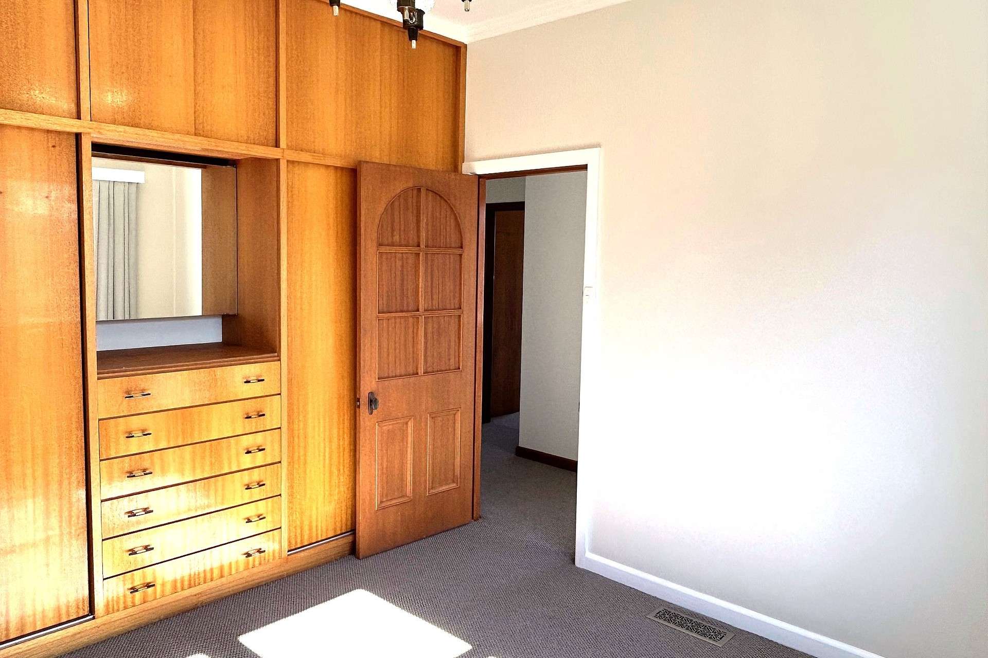 82 Cascade Street, Katoomba, NSW 2780 AUS