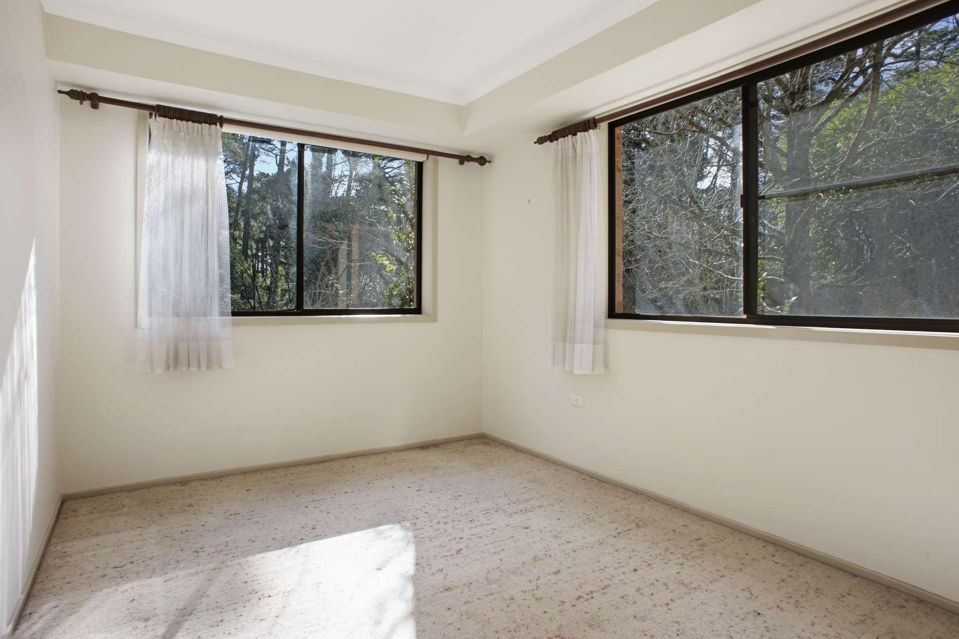 12 Brentwood Avenue, Blackheath, NSW 2785 AUS