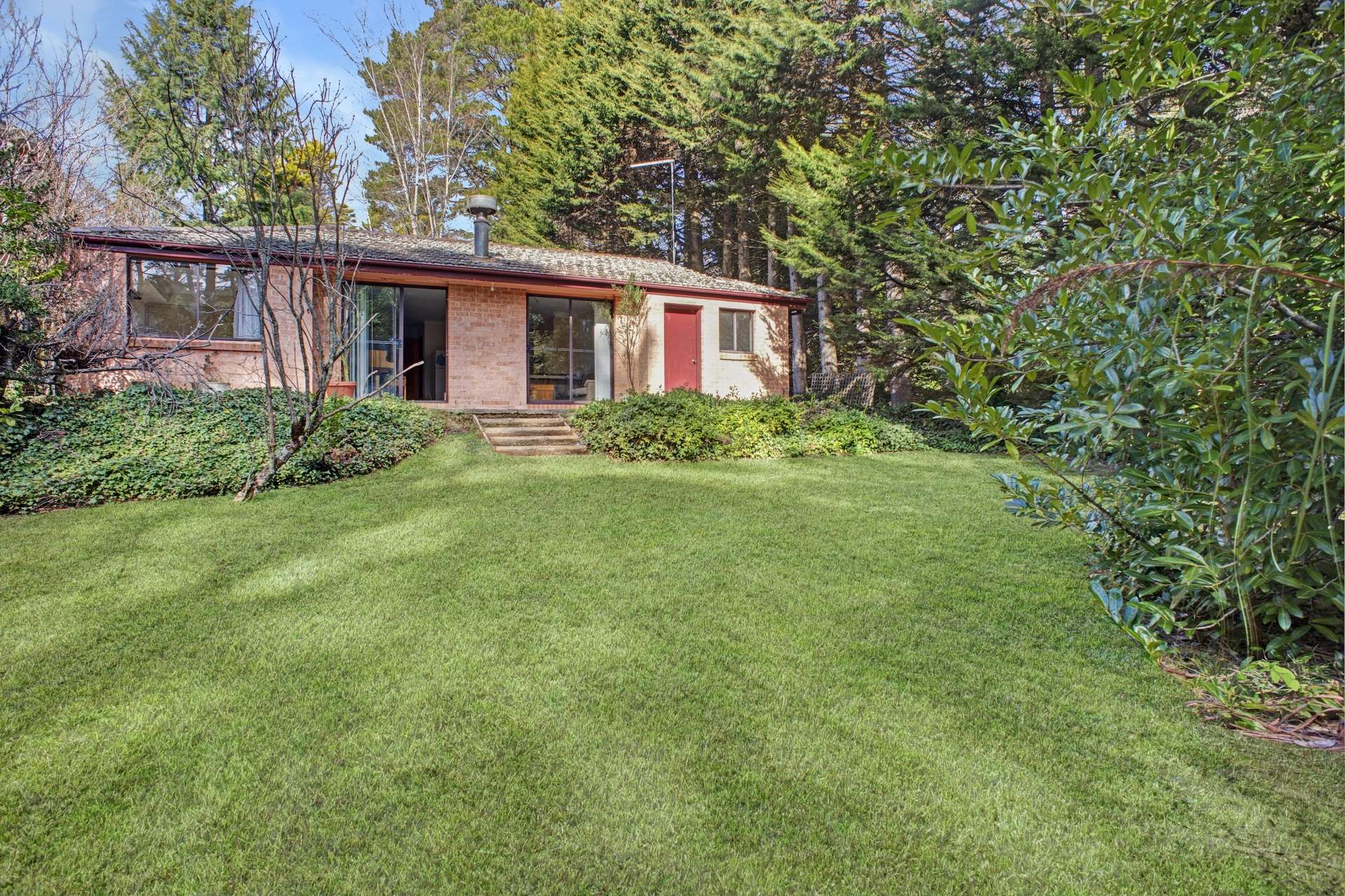 12 Brentwood Avenue, Blackheath, NSW 2785 AUS
