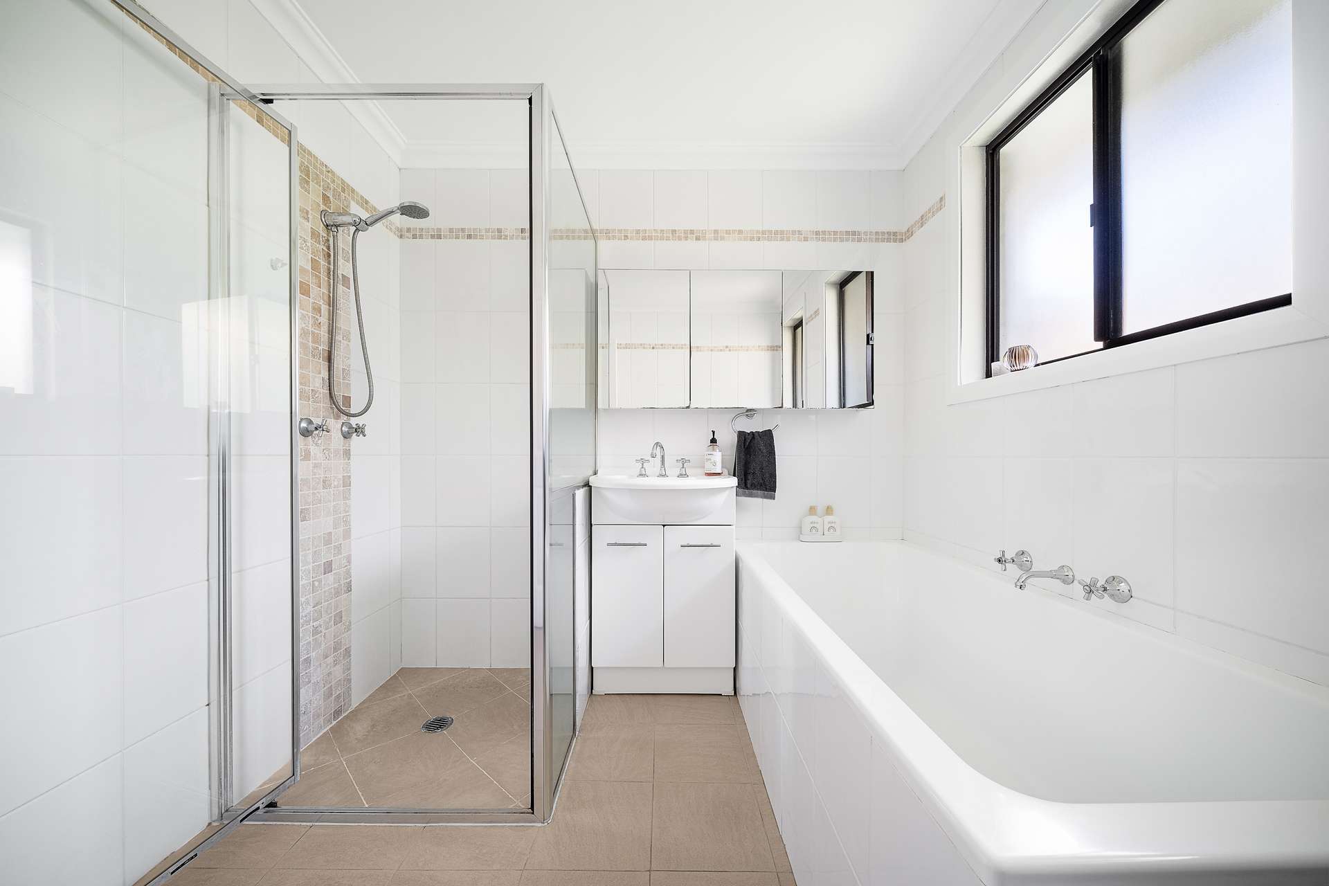 104 Hall Parade, Hazelbrook, NSW 2779 AUS