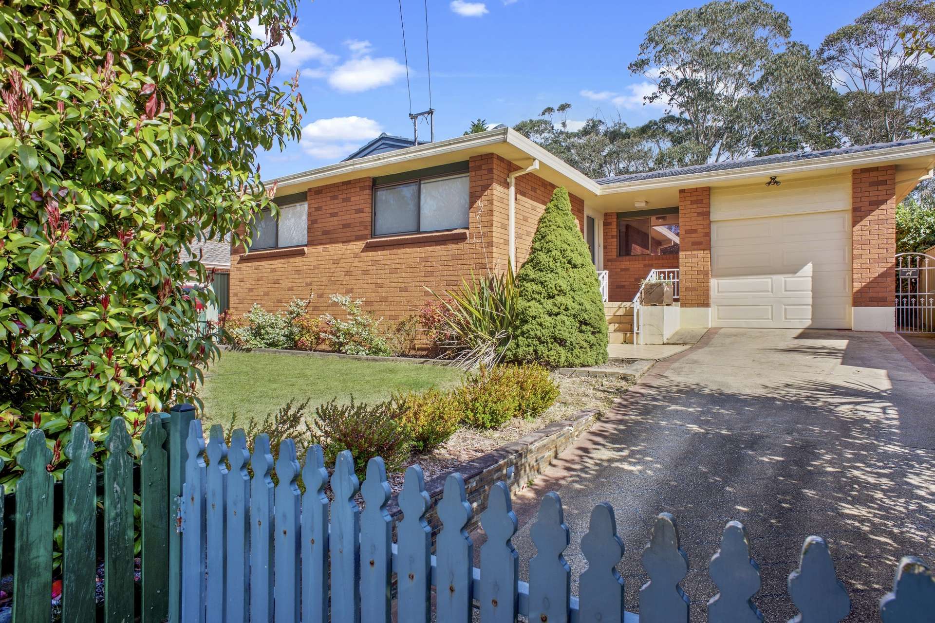 18 David Street, Wentworth Falls, NSW 2782 AUS