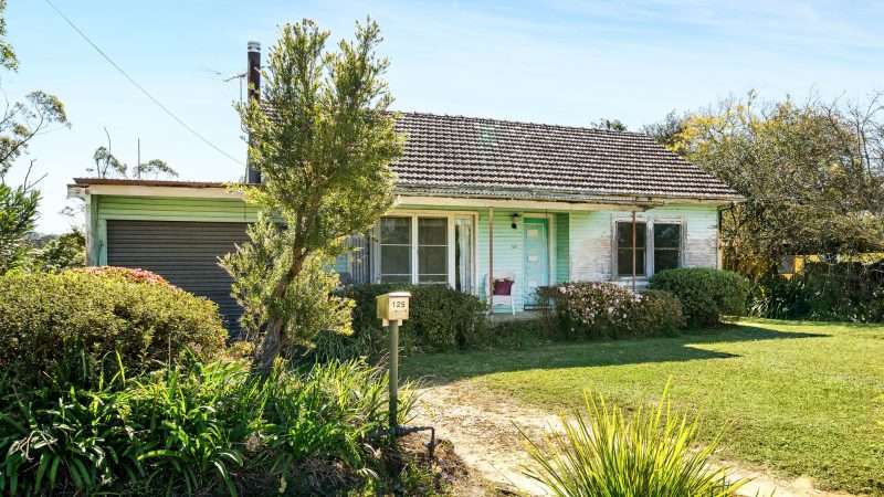 125 Bee Farm Road, Springwood NSW 2777