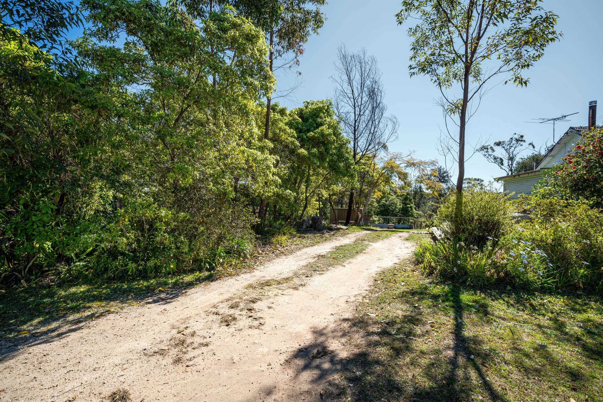 127 Bee Farm Road, Springwood, NSW 2777 AUS