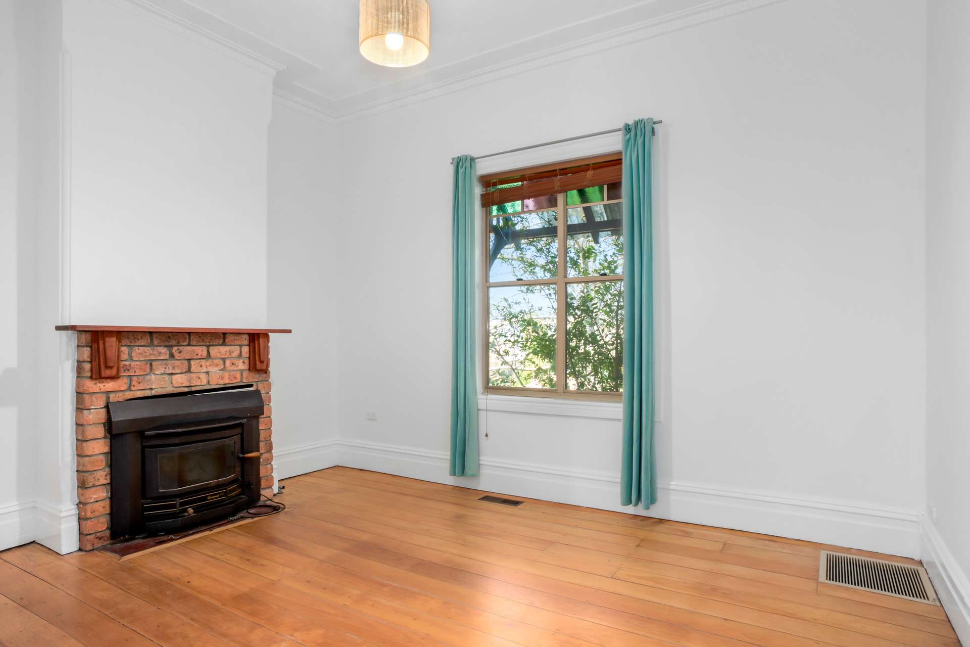 13 Wilson Street, Katoomba, NSW 2780 AUS