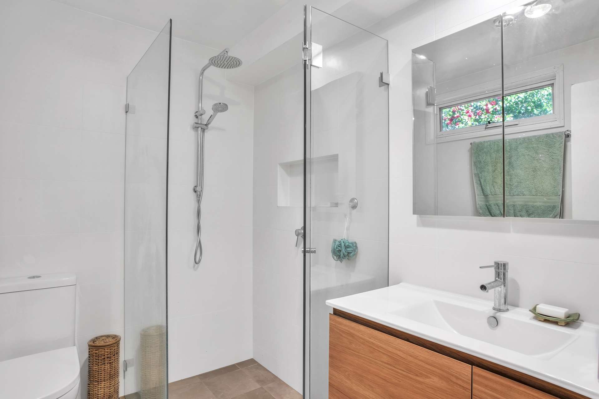 15 Gladstan Avenue, Katoomba, NSW 2780 AUS