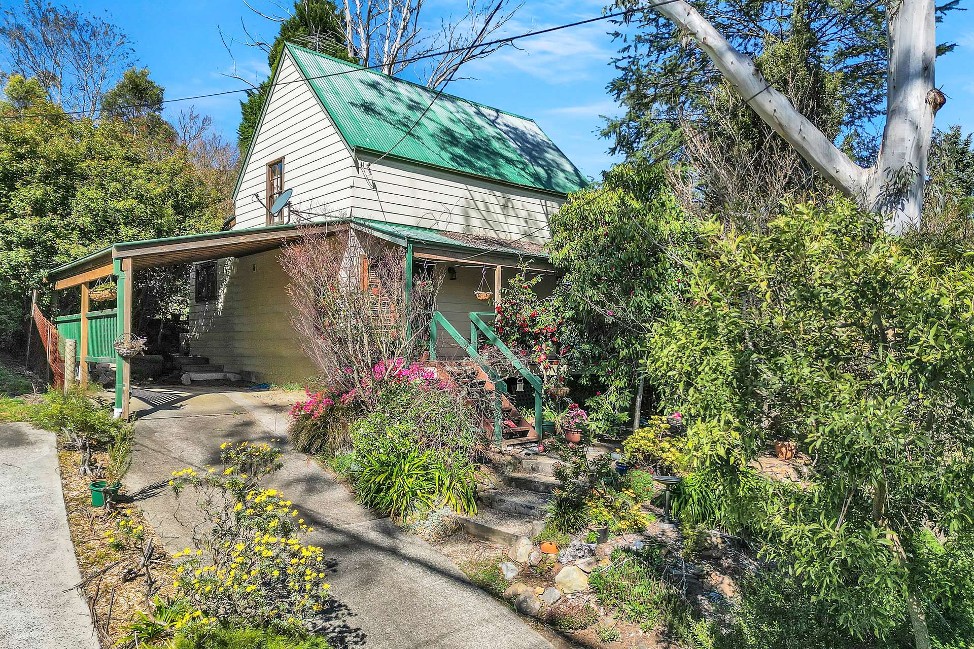 15 Gladstan Avenue, Katoomba, NSW 2780 AUS