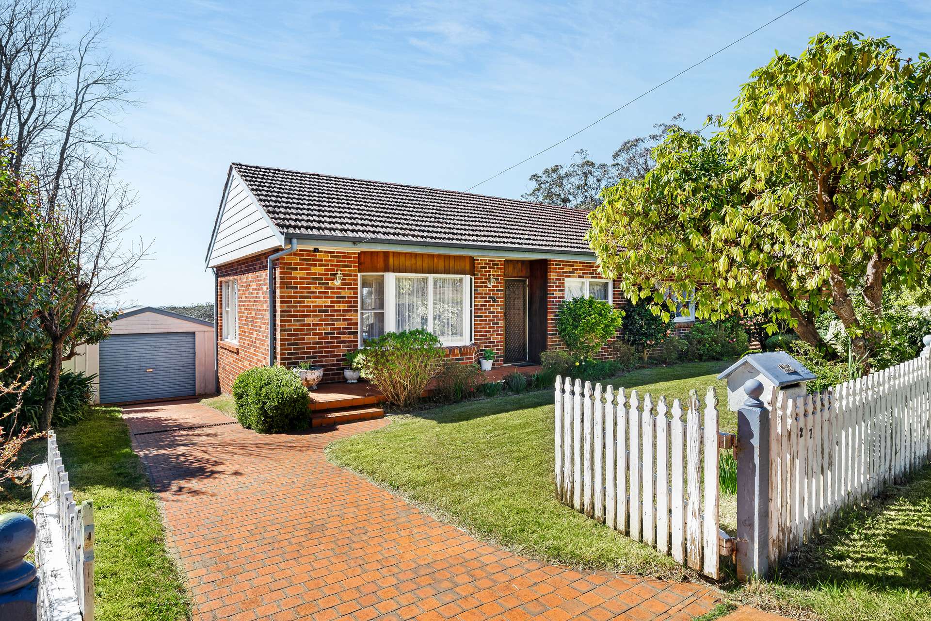 27 Yanko Avenue, Wentworth Falls, NSW 2782 AUS