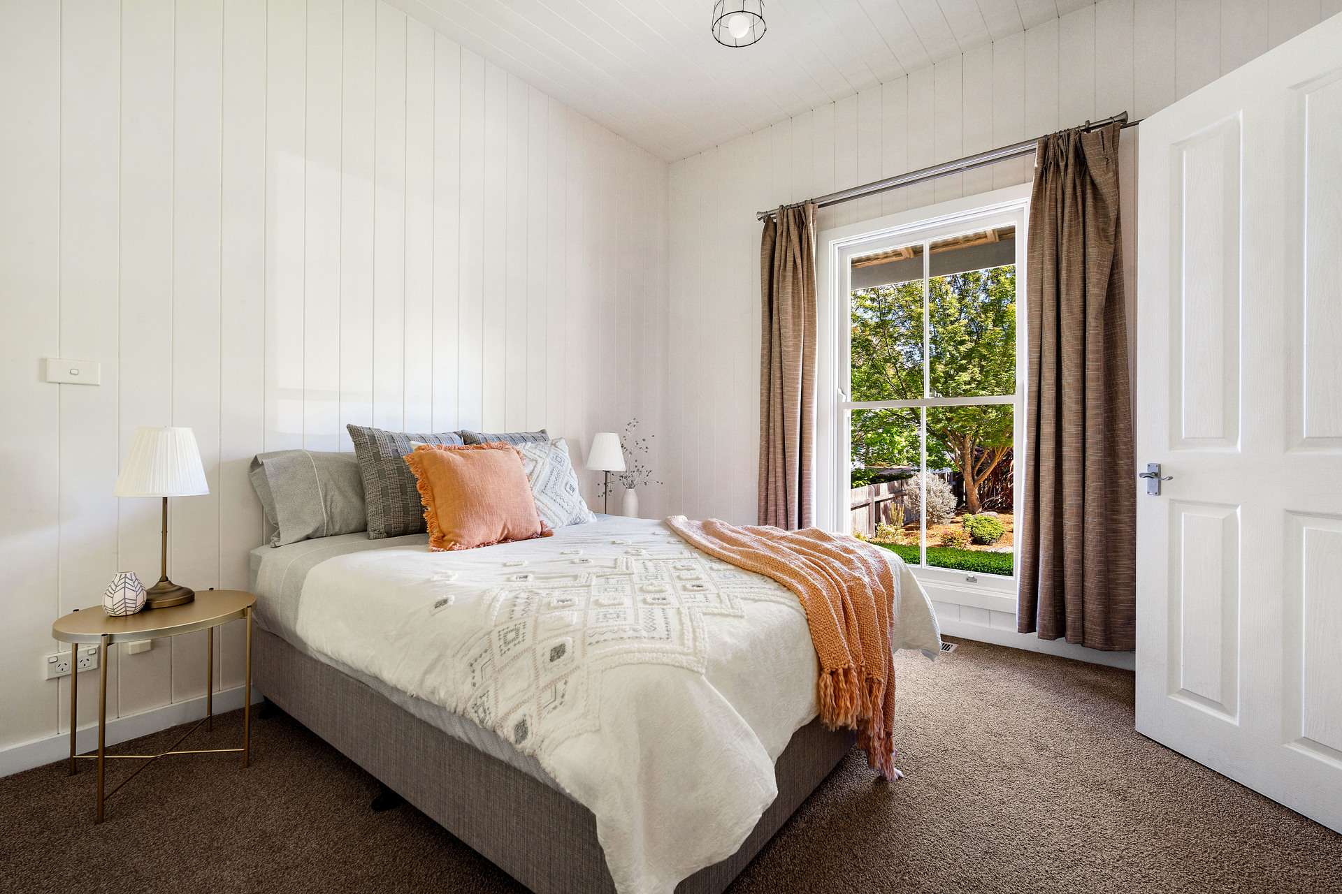 69 Backhouse Street, Wentworth Falls, NSW 2782 AUS