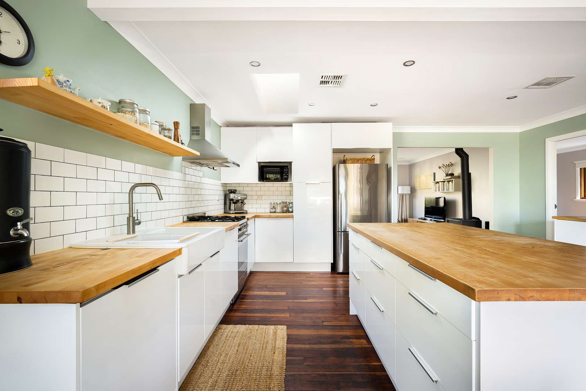 39 Fletcher Street, Wentworth Falls, NSW 2782 AUS