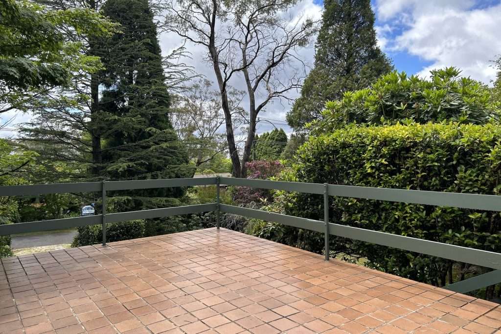 48 Yanko Avenue, Wentworth Falls, NSW 2782 AUS