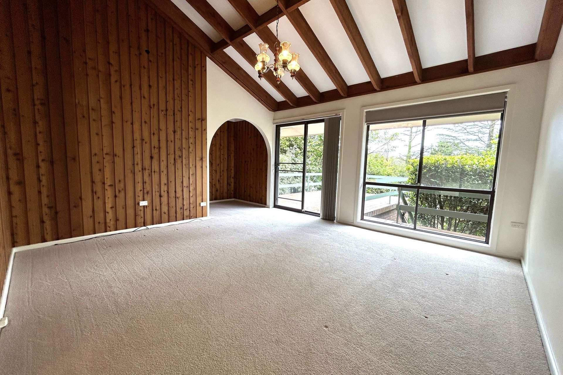 48 Yanko Avenue, Wentworth Falls, NSW 2782 AUS