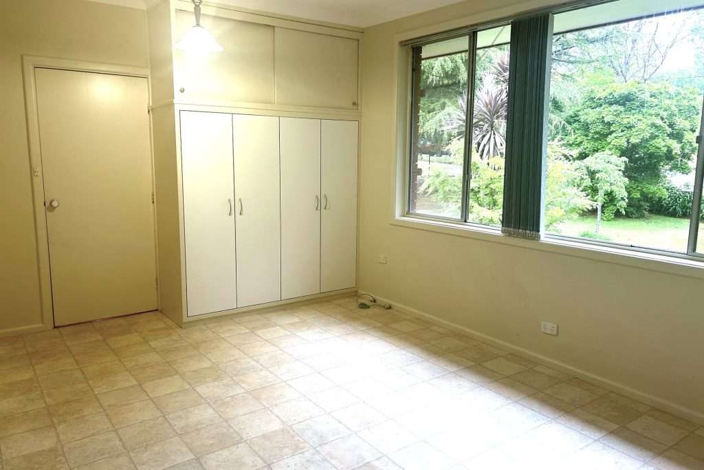 16 Mitchell Street, Wentworth Falls, NSW 2782 AUS