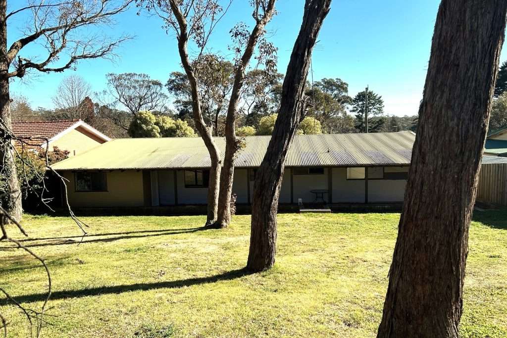 33 Sixth Avenue, Katoomba, NSW 2780 AUS