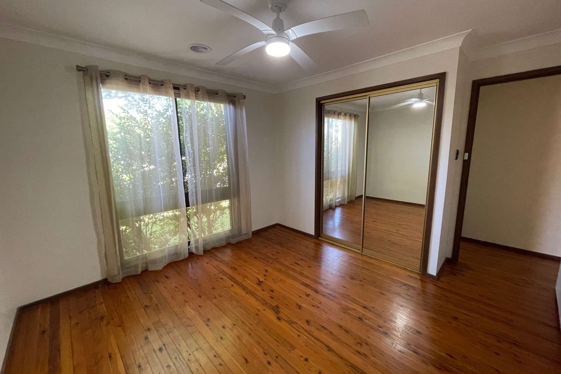 16 Paulwood Avenue, Winmalee, NSW 2777 AUS