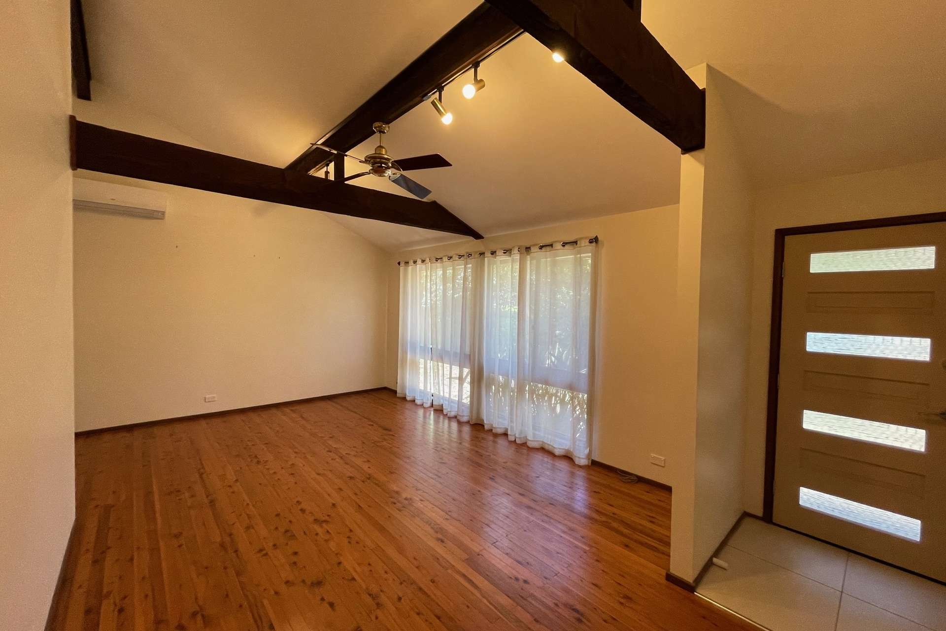 16 Paulwood Avenue, Winmalee, NSW 2777 AUS