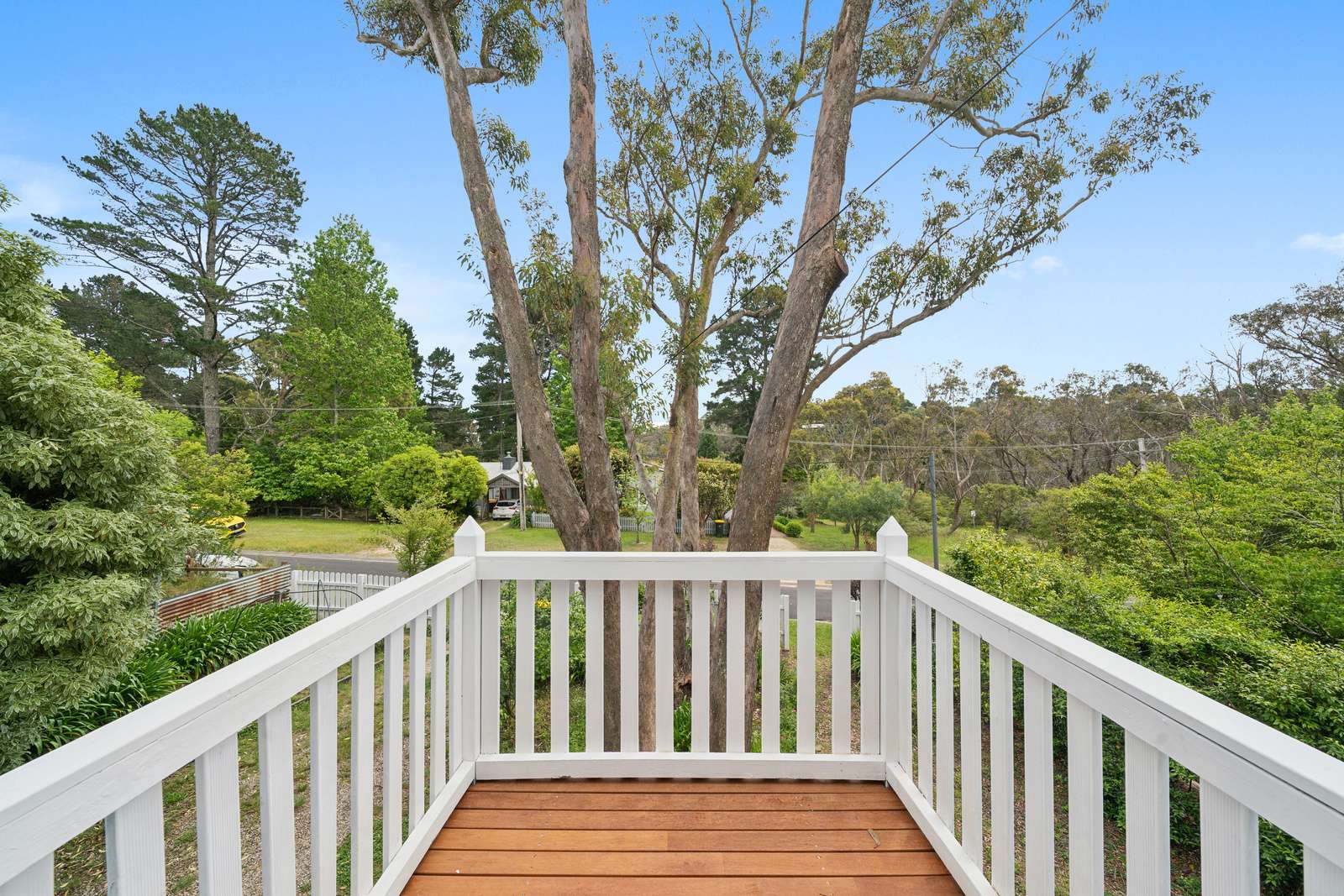 4 Backhouse Street, Wentworth Falls, NSW 2782 AUS