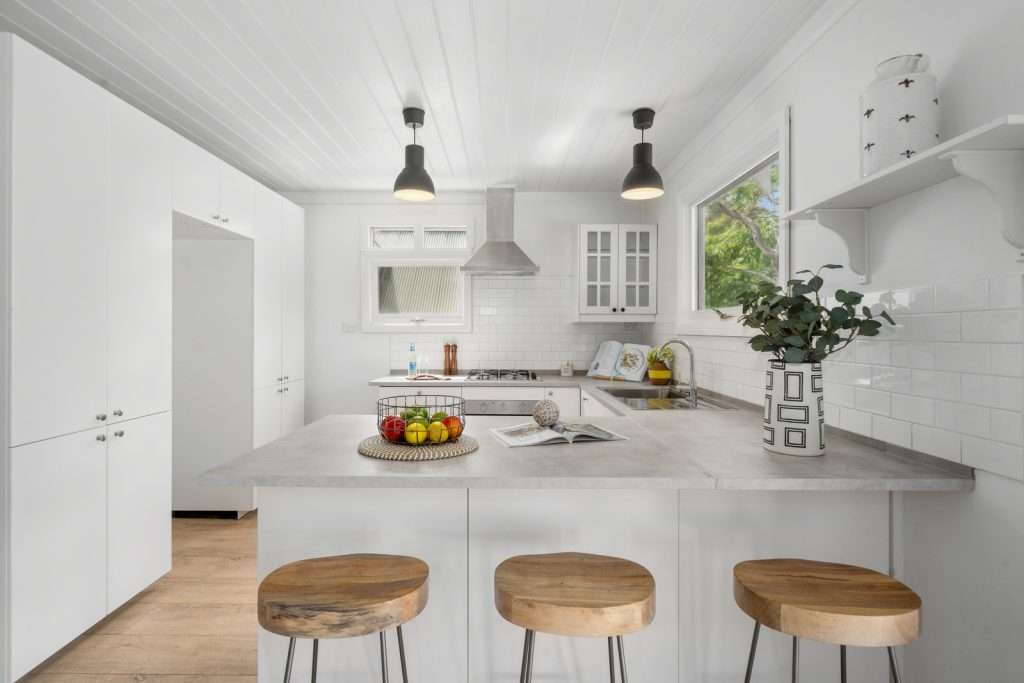 4 Backhouse Street, Wentworth Falls, NSW 2782 AUS
