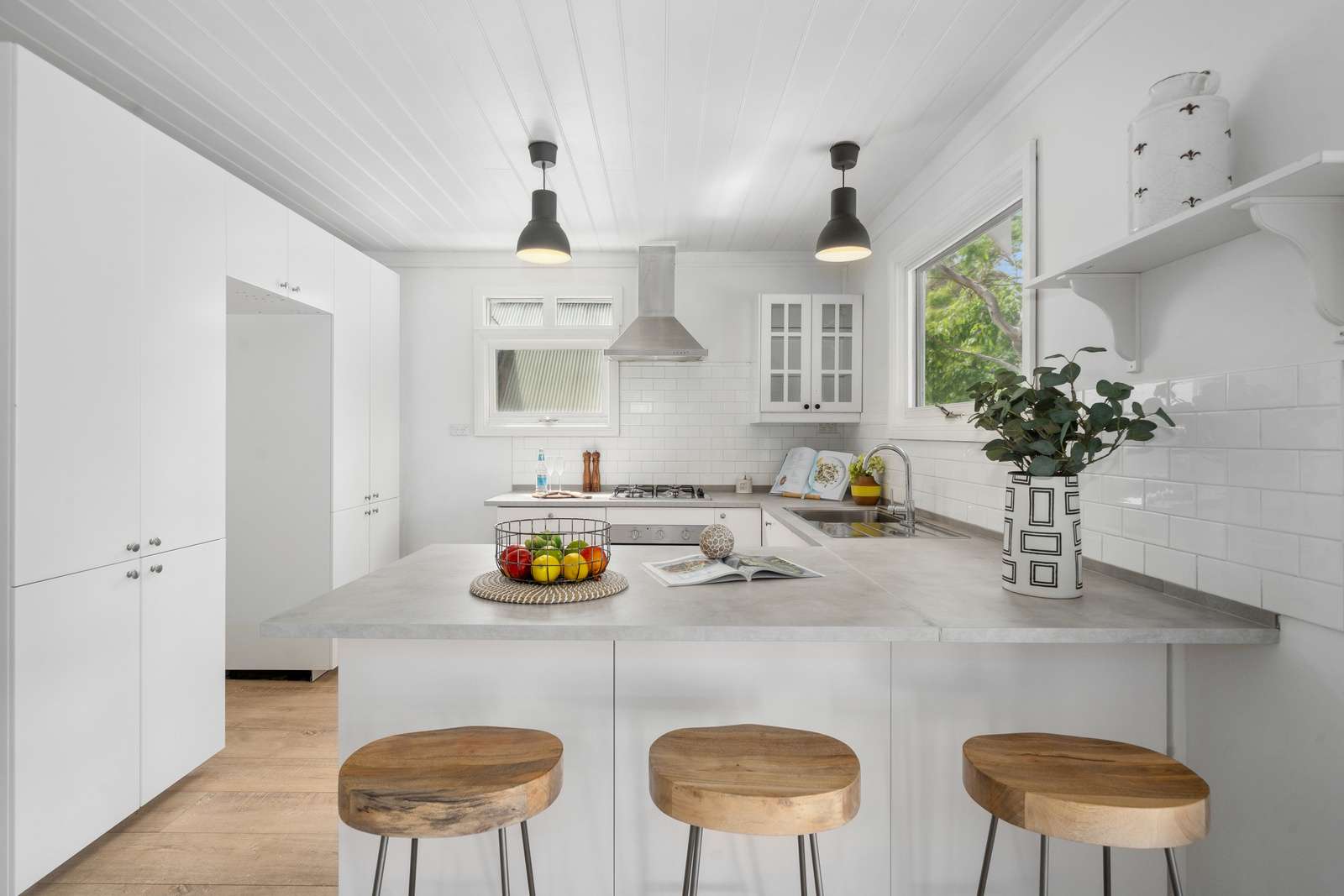 4 Backhouse Street, Wentworth Falls, NSW 2782 AUS