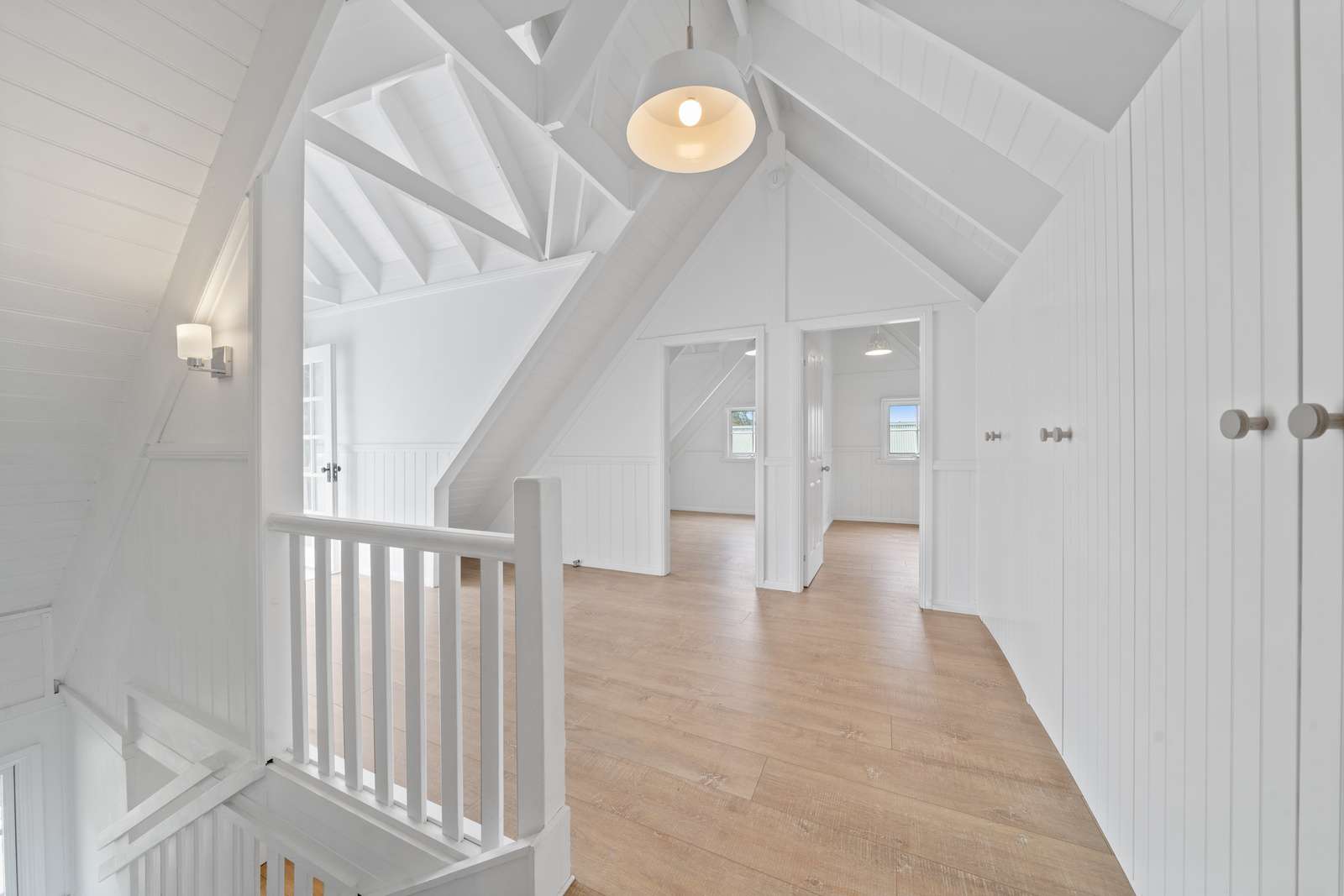 4 Backhouse Street, Wentworth Falls, NSW 2782 AUS