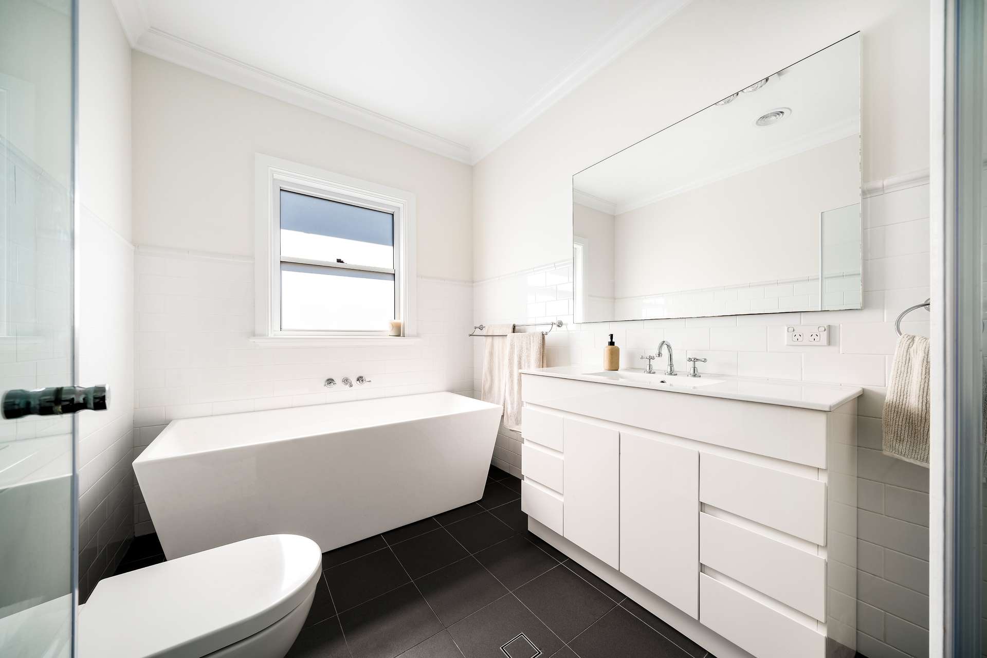 9 Sturt Street, Blackheath, NSW 2785 AUS