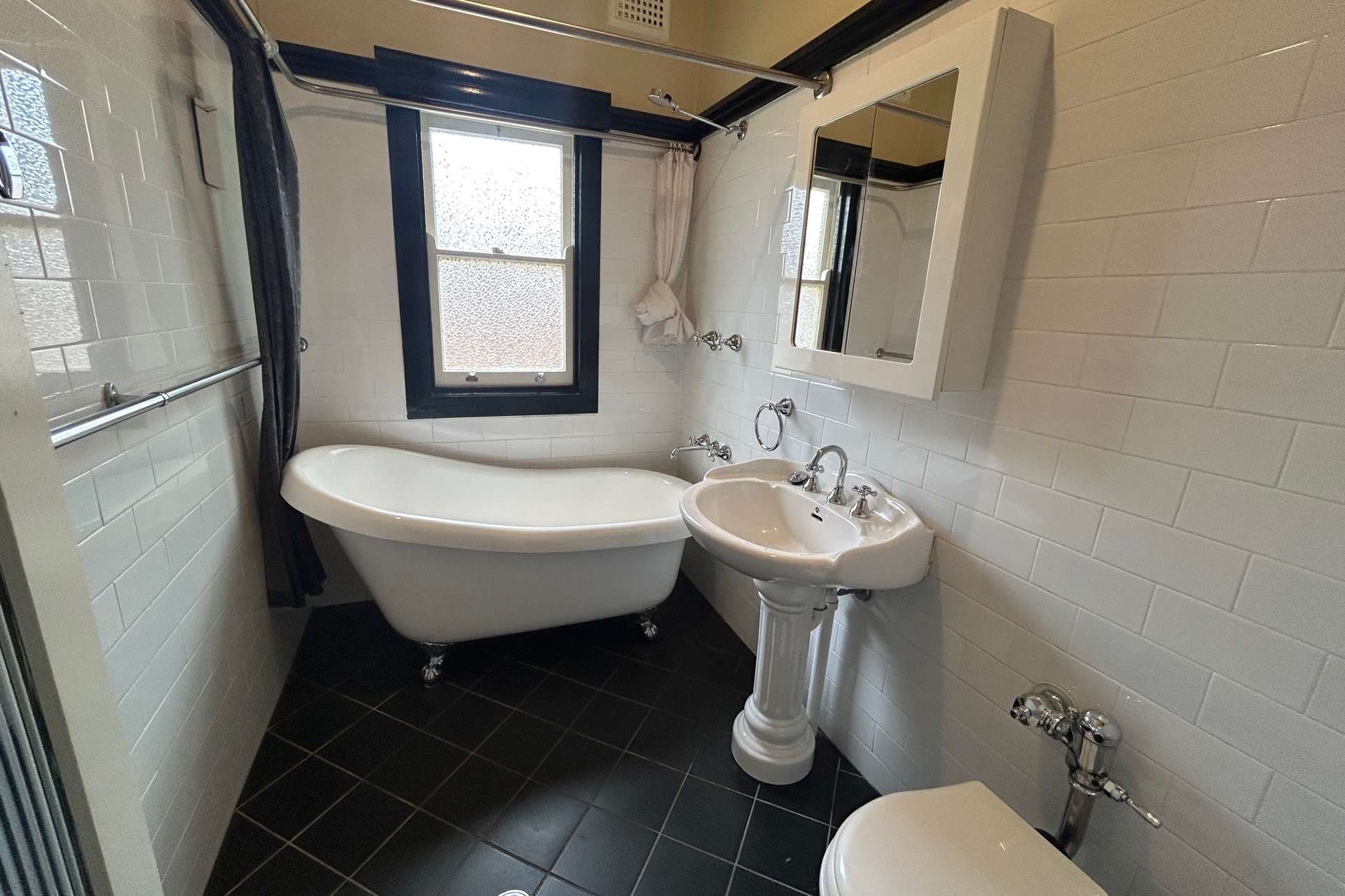 3 Dora Street, Katoomba, NSW 2780 AUS