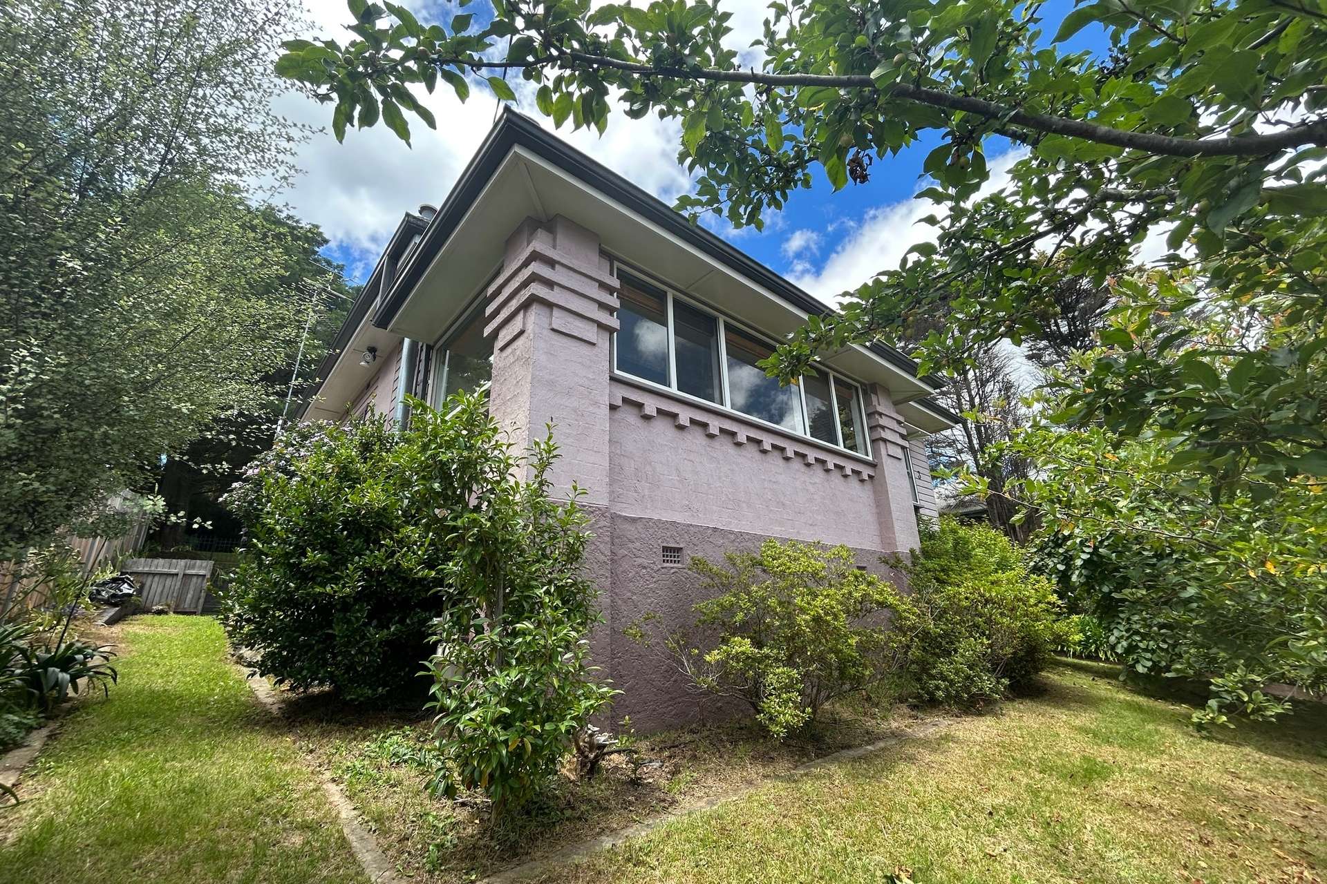 3 Dora Street, Katoomba, NSW 2780 AUS