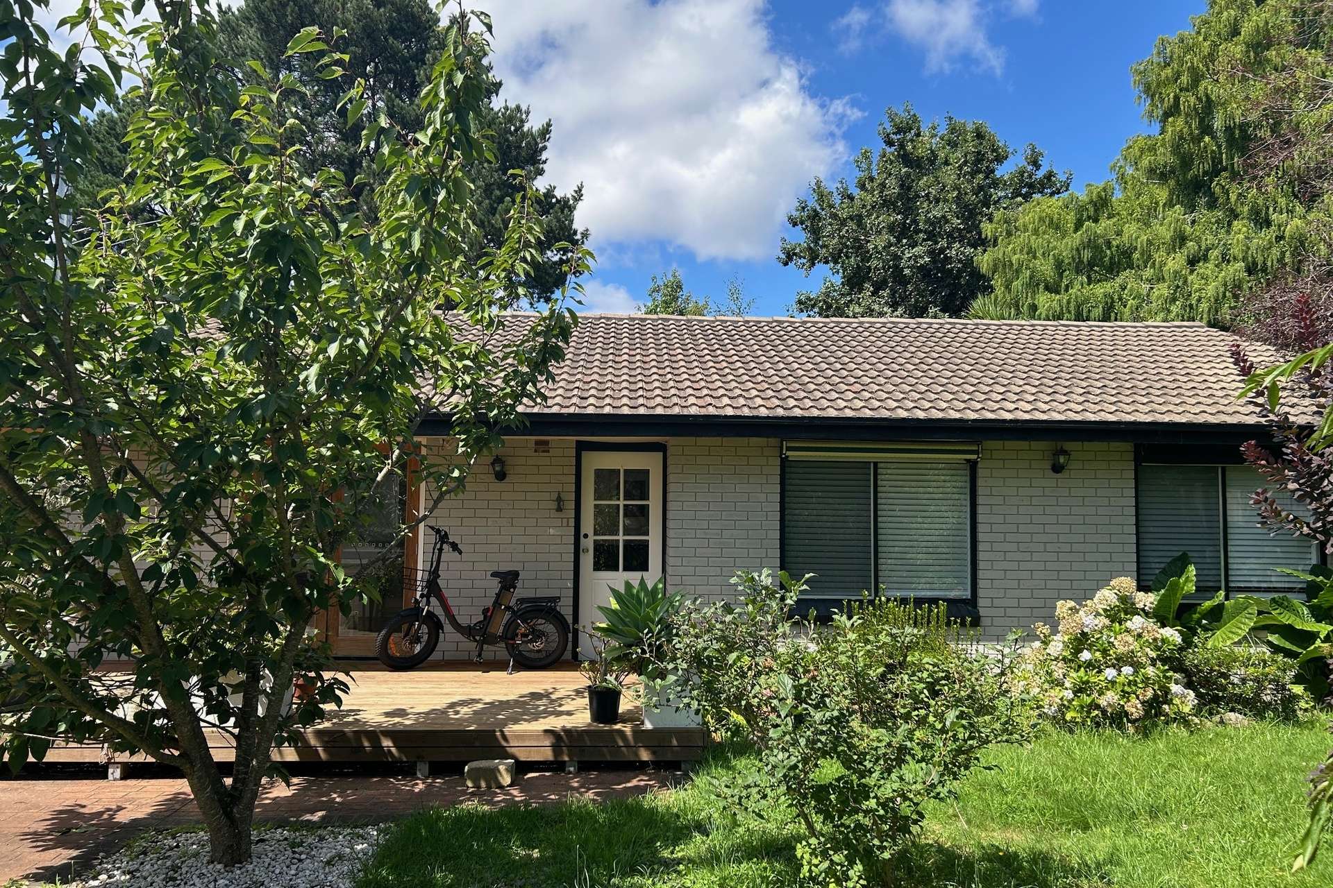 14 Cook Road, Wentworth Falls, NSW 2782 AUS