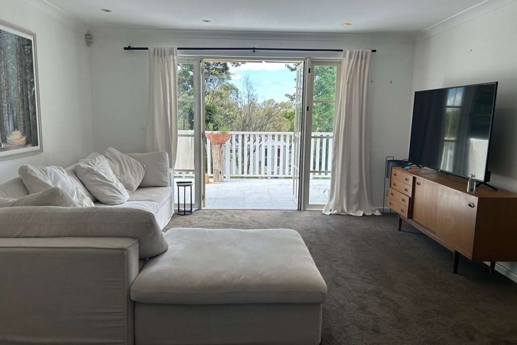 14 Cook Road, Wentworth Falls, NSW 2782 AUS