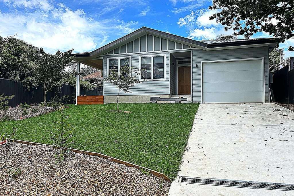 43 Trow Avenue, Katoomba, NSW 2780 AUS