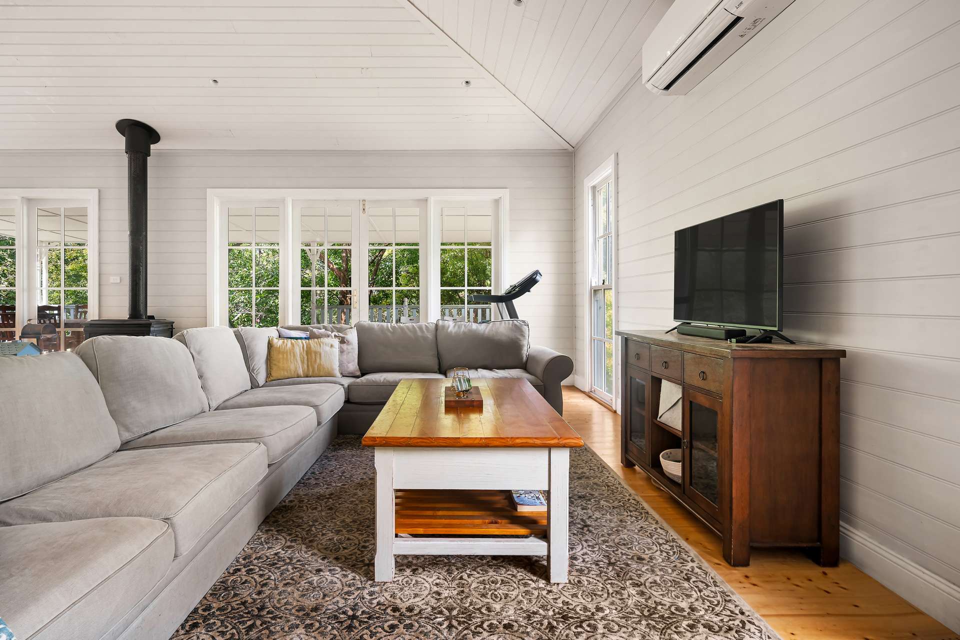 8 Murphys Lane, Wentworth Falls, NSW 2782 AUS