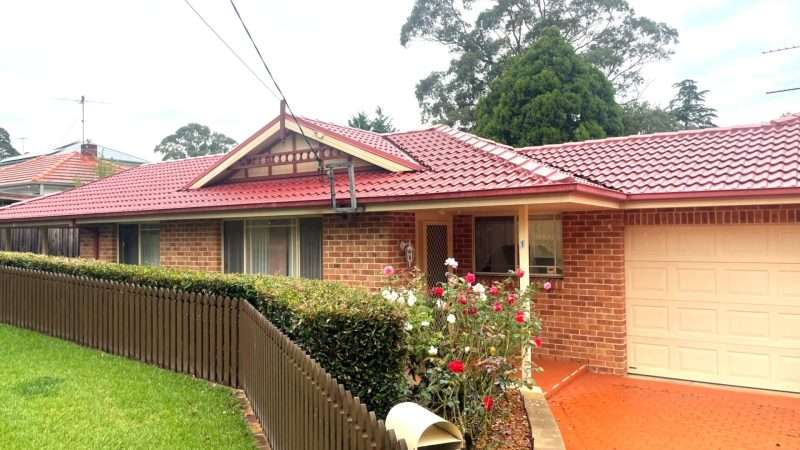 4 Holland Street, Springwood NSW 2777