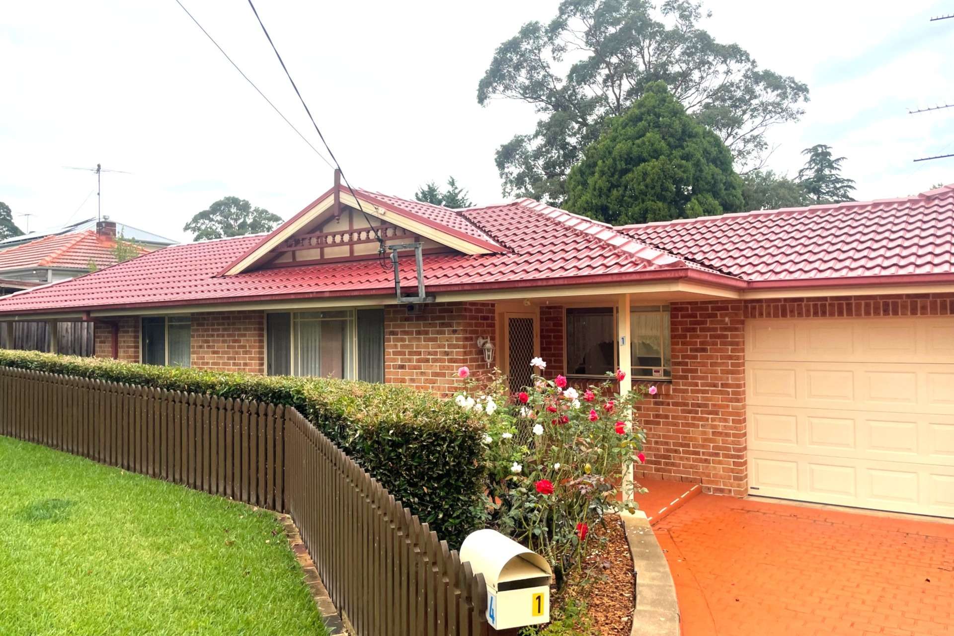 4 Holland Street, Springwood, NSW 2777 AUS