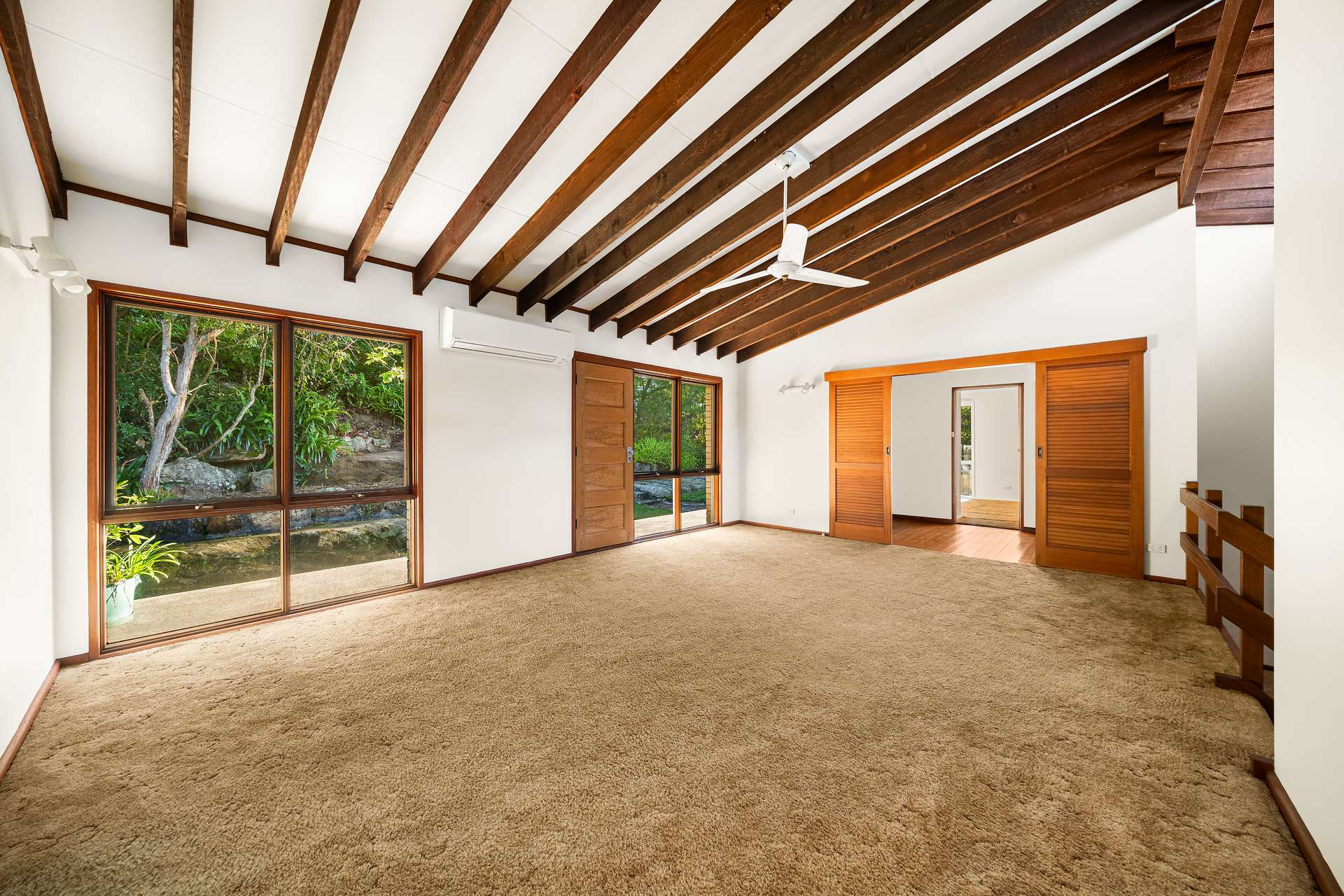 27 Statham Avenue, Faulconbridge, NSW 2776 AUS