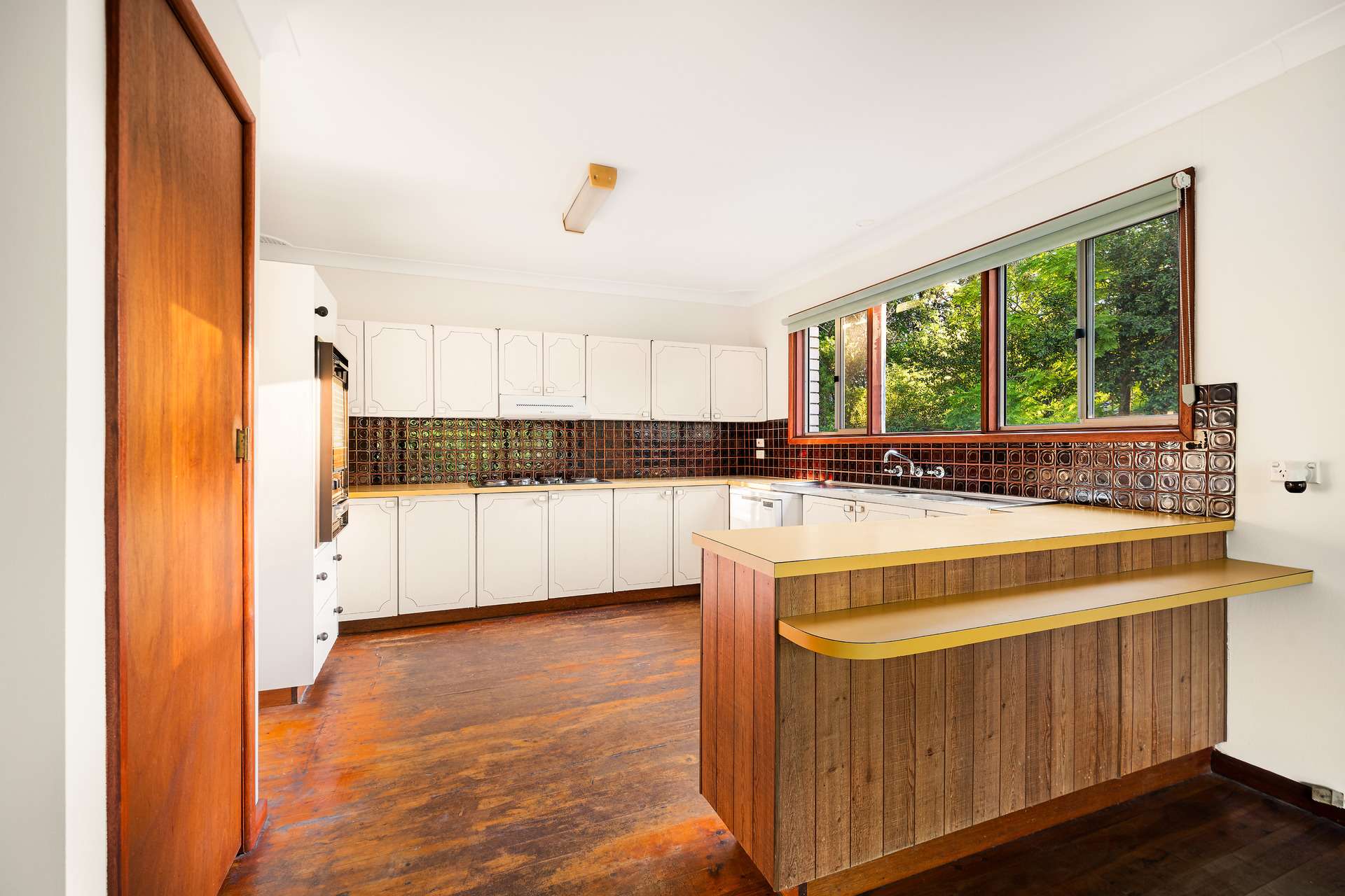 27 Statham Avenue, Faulconbridge, NSW 2776 AUS