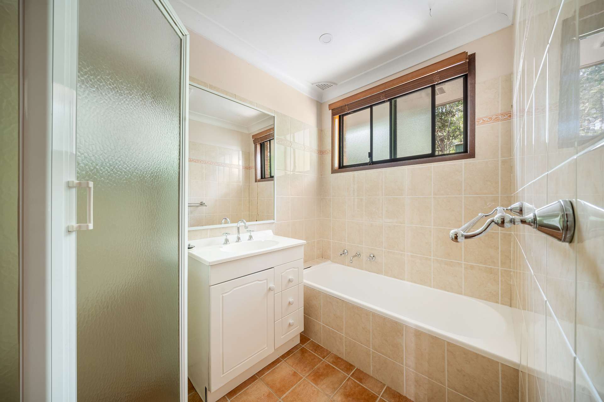 100 Glenbrook Road, Glenbrook, NSW 2773 AUS