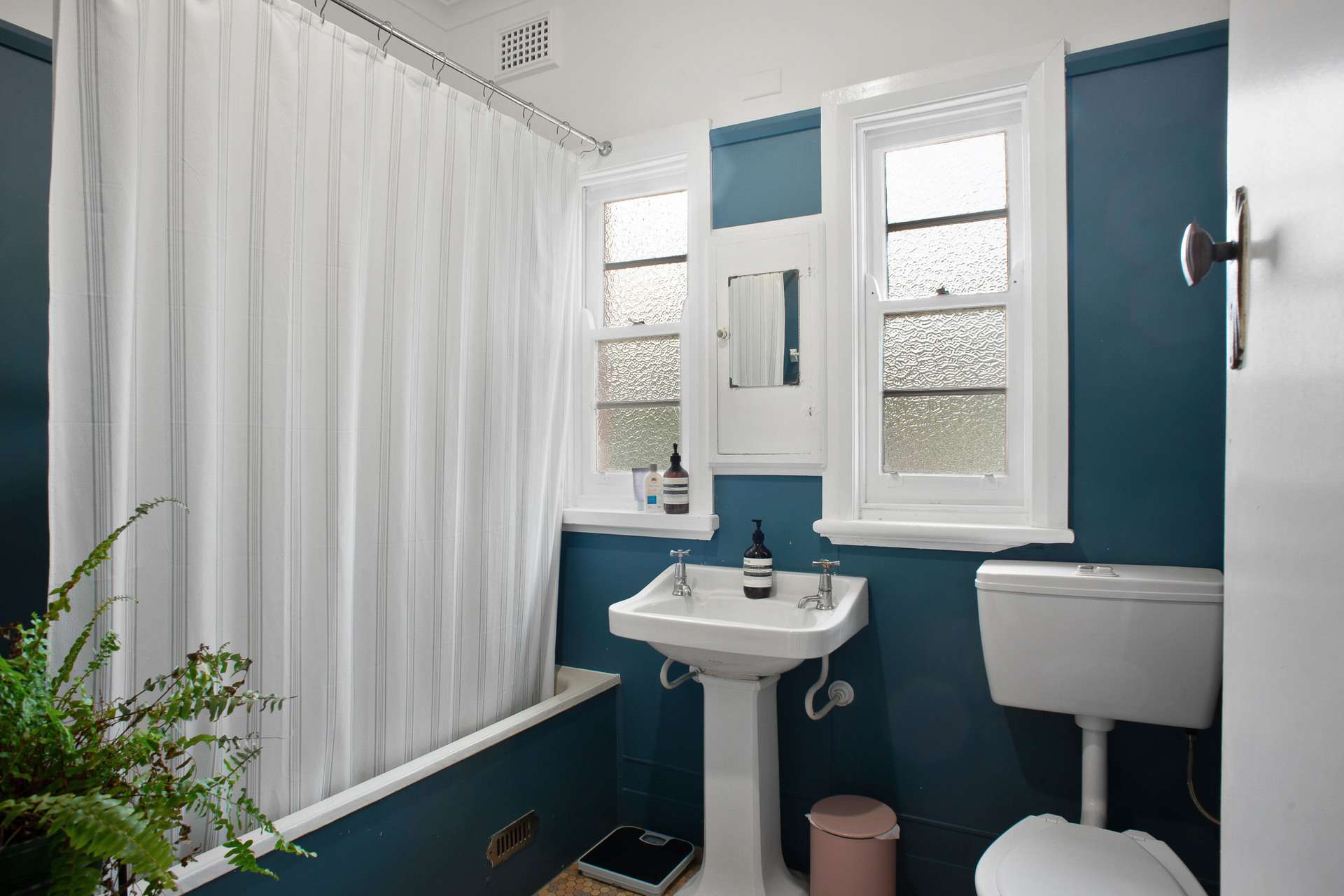 22 Clissold Street, Katoomba, NSW 2780 AUS