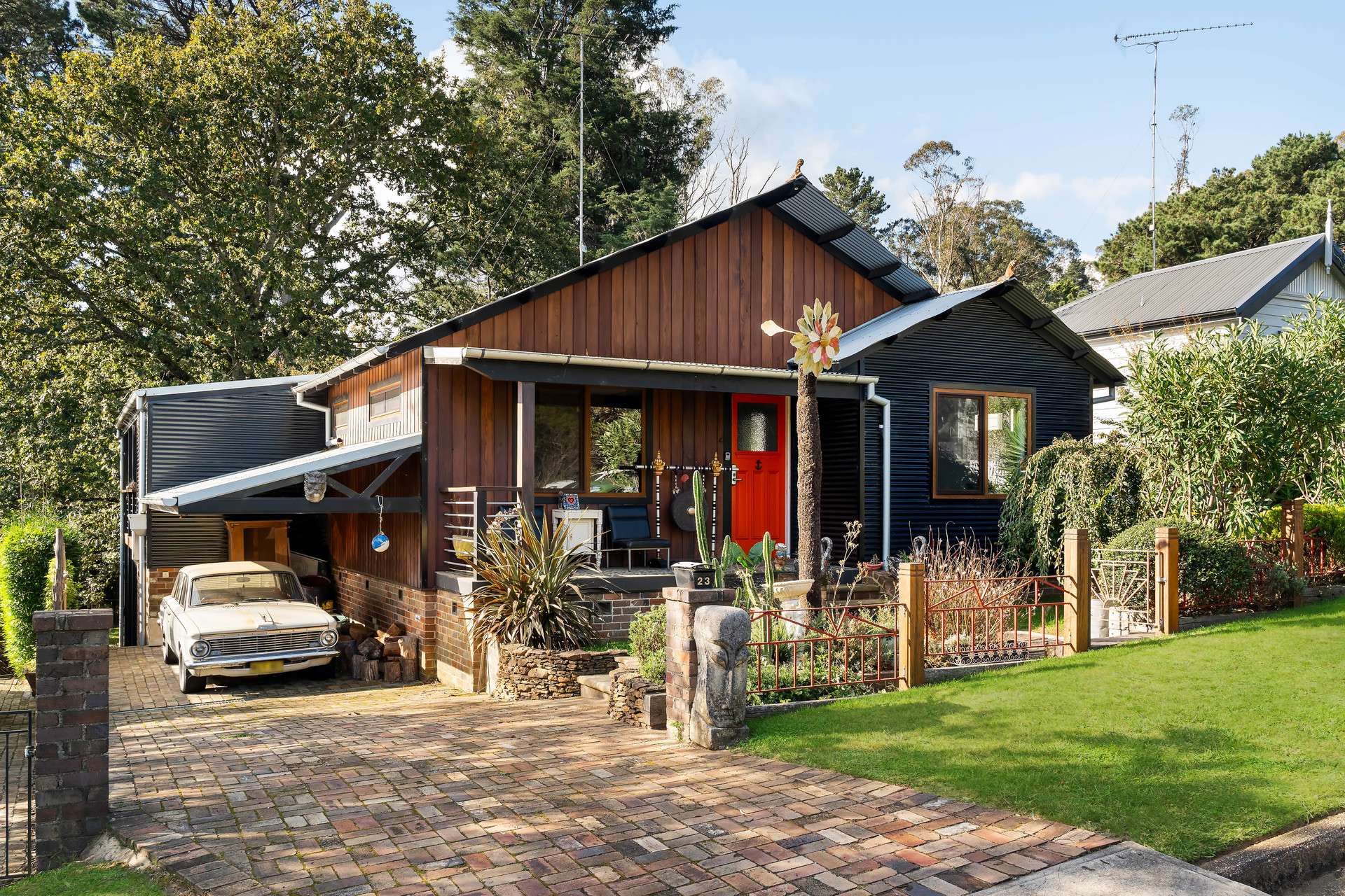 23 Hindman Street, Katoomba, NSW 2780 AUS