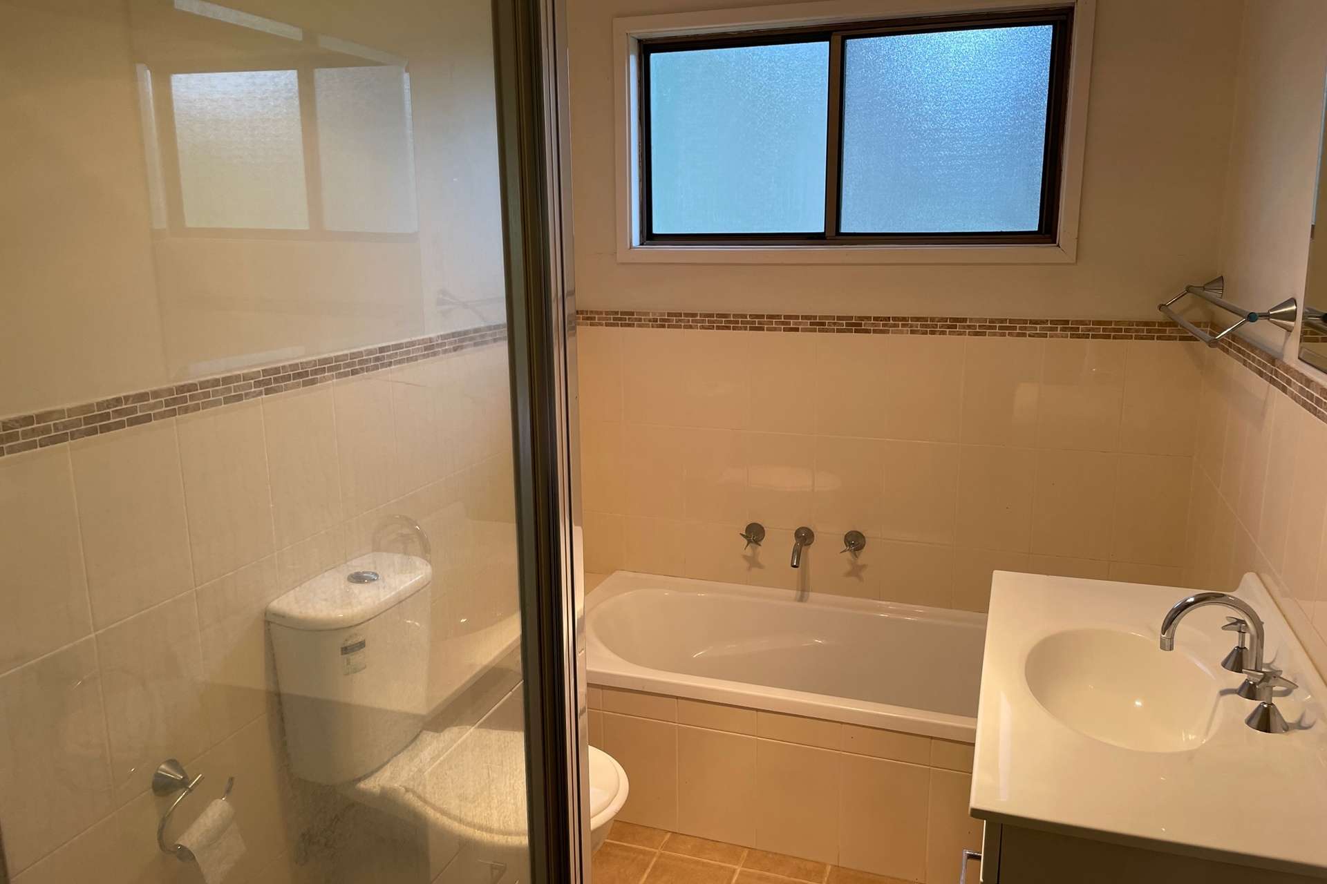 9 Backhouse Street, Wentworth Falls, NSW 2782 AUS