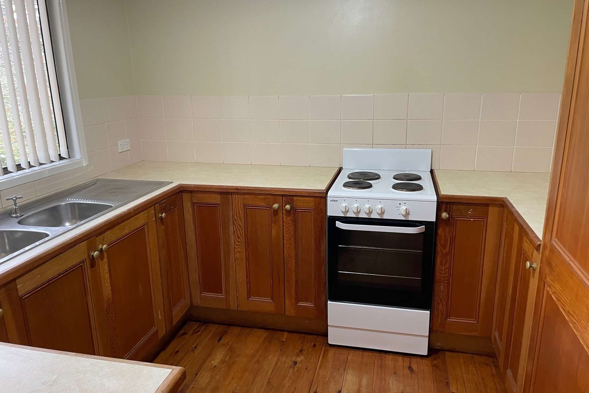 9 Backhouse Street, Wentworth Falls, NSW 2782 AUS