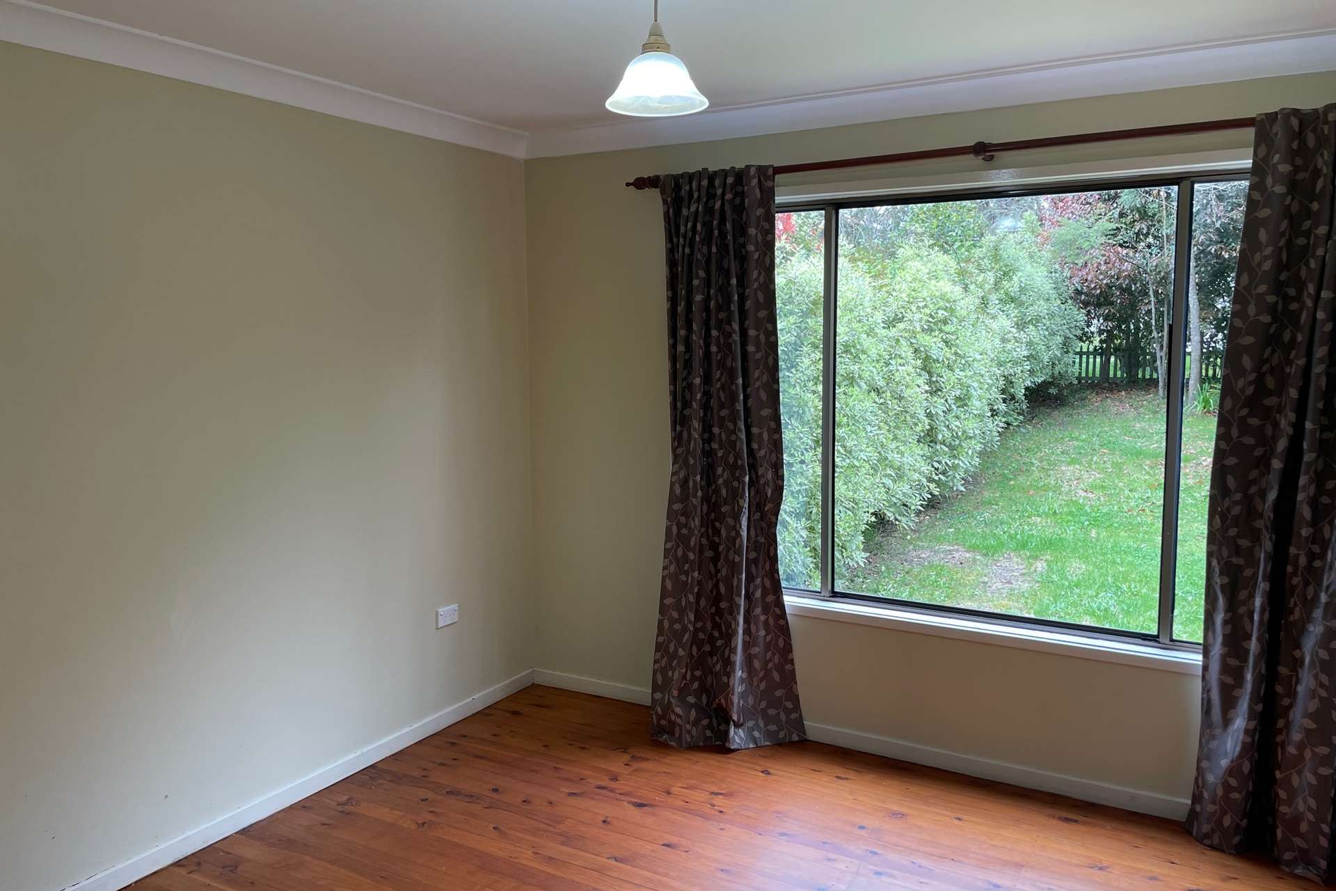 9 Backhouse Street, Wentworth Falls, NSW 2782 AUS