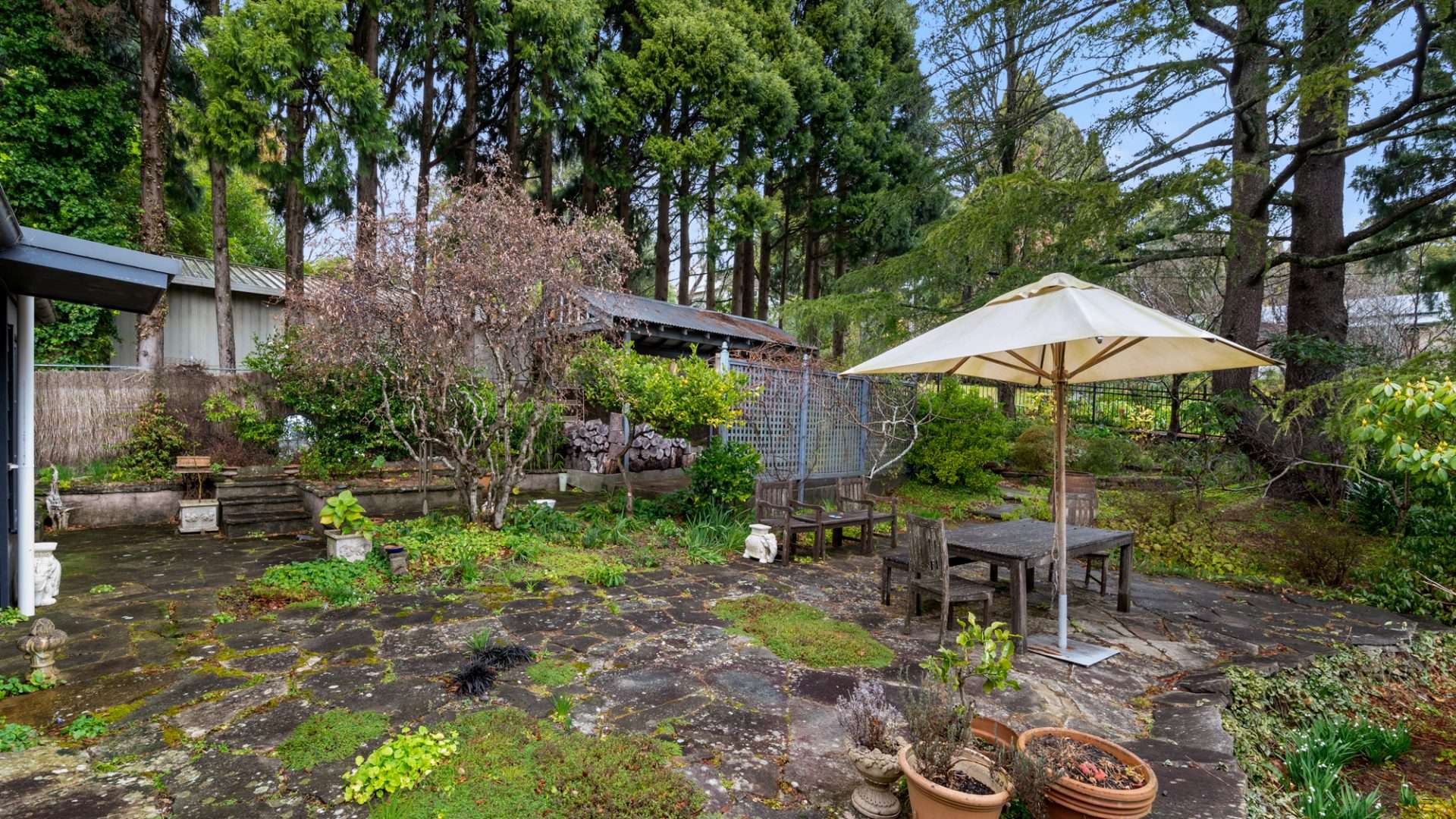 15 Blaxland Avenue, Leura, NSW 2780 AUS