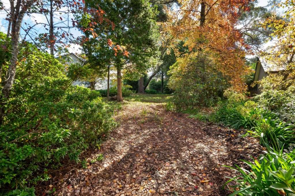 10 Evans Lookout Road, Blackheath, NSW 2785 AUS