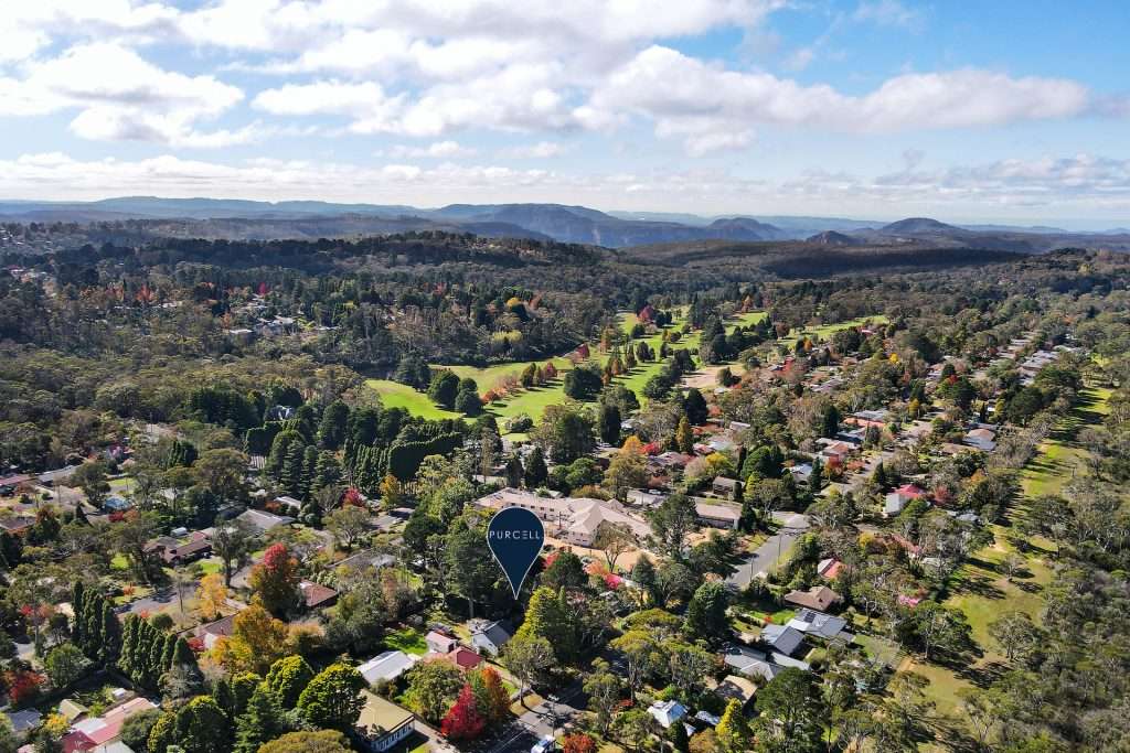 10 Evans Lookout Road, Blackheath, NSW 2785 AUS