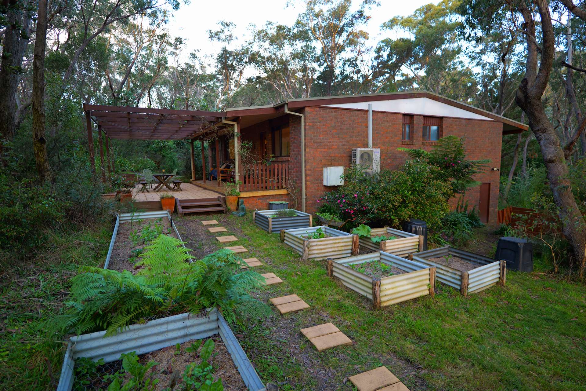 122 Waratah Road, Wentworth Falls, NSW 2782 AUS