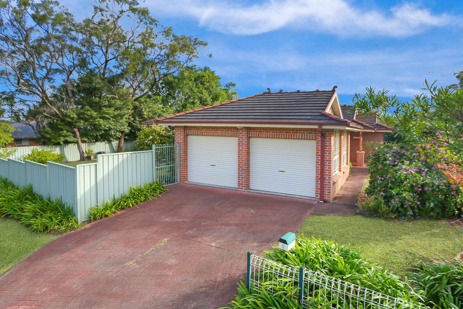 1 Patrick O'possum Place, Faulconbridge, NSW 2776 AUS