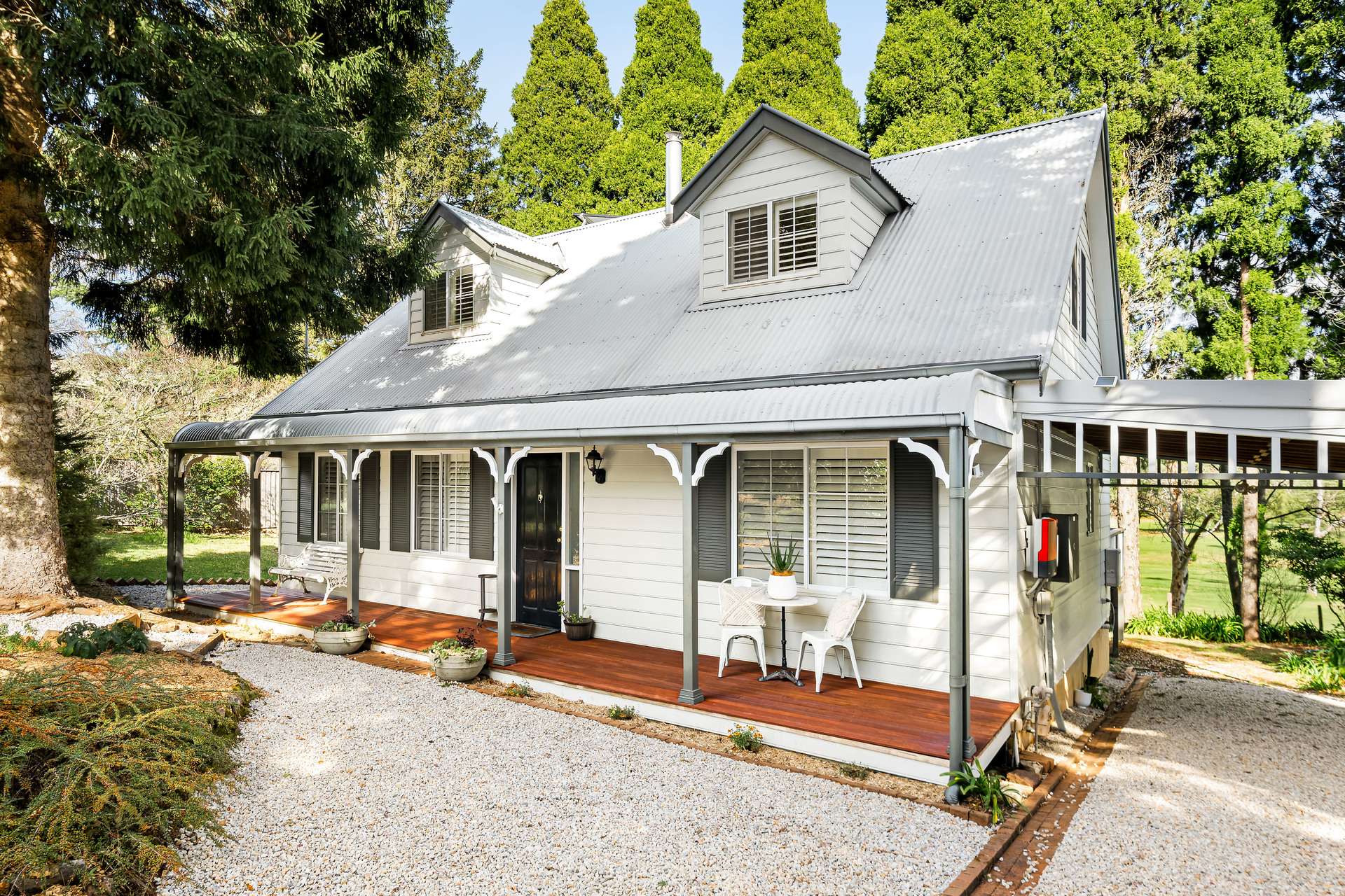 110 Blaxland Road, Wentworth Falls, NSW 2782 AUS