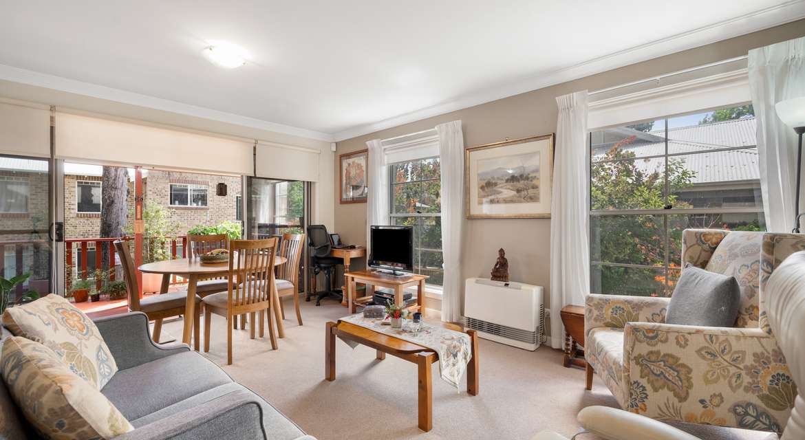 3/5 Page Avenue, Wentworth Falls, NSW 2782 AUS