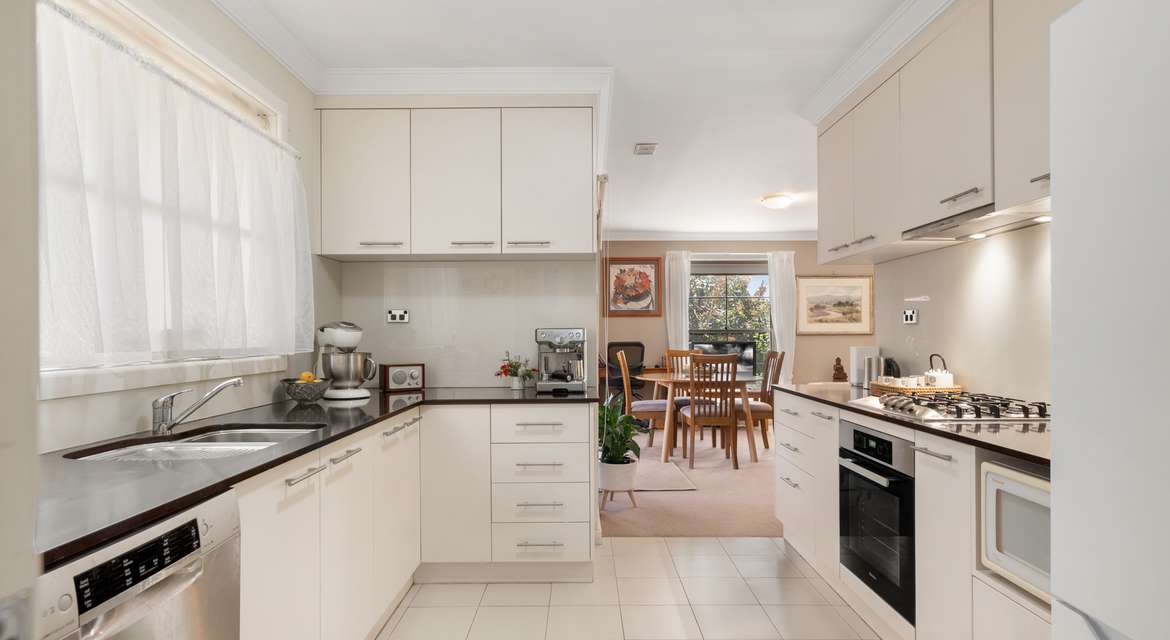 3/5 Page Avenue, Wentworth Falls, NSW 2782 AUS